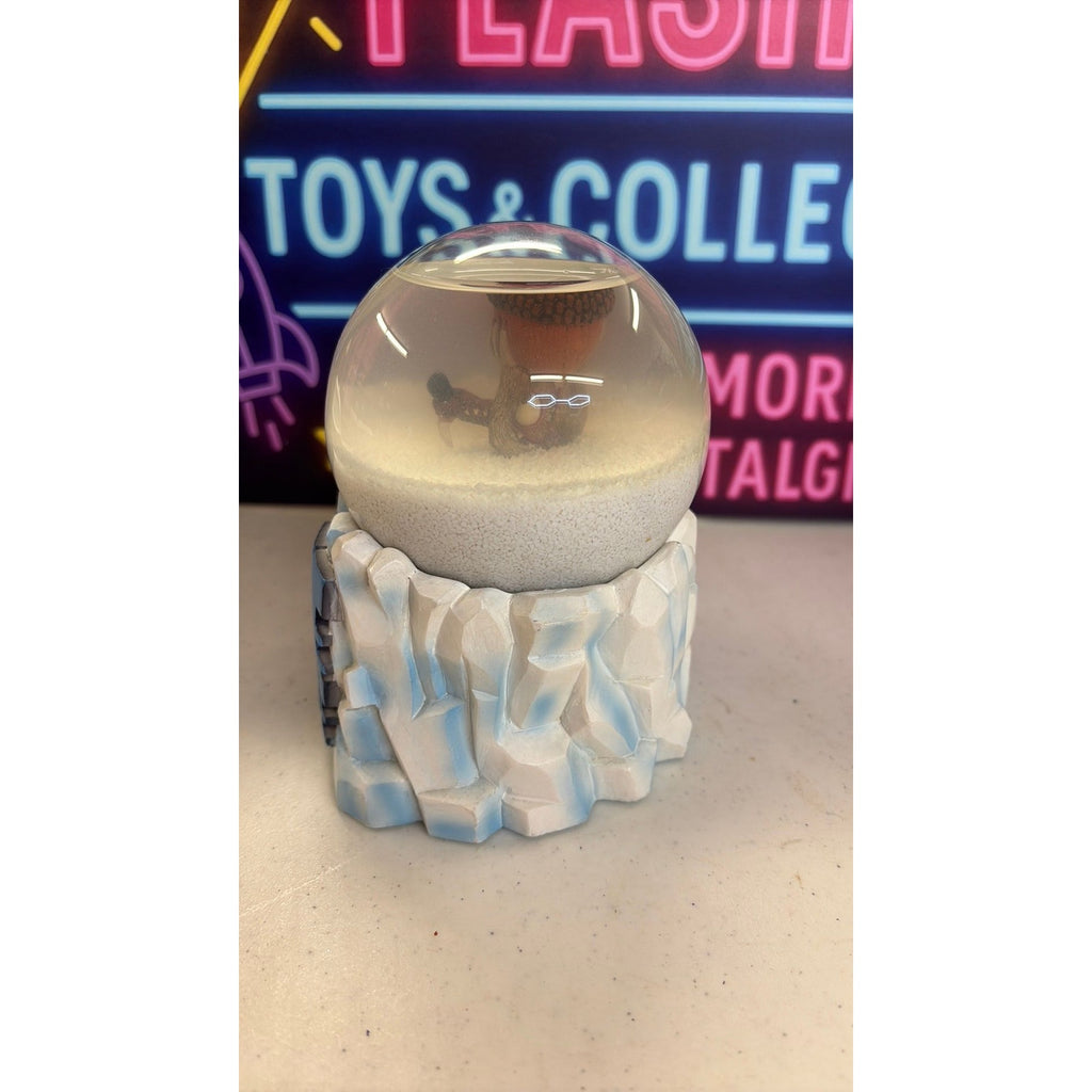 ICE AGE SNOWGLOBE SCRAT & NUT RARE LIMITED