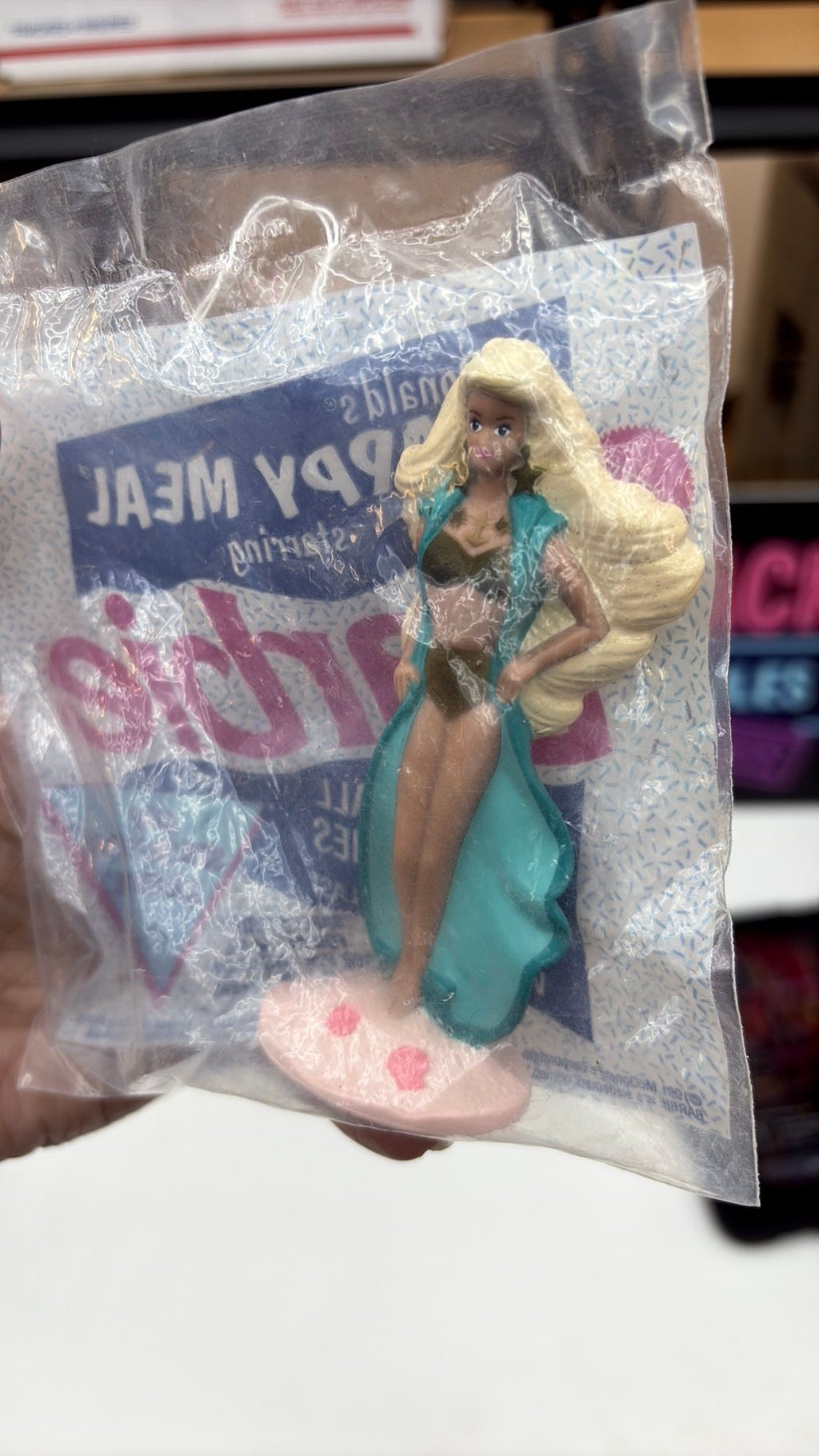 9D- Sun Sensation Barbie Figurine McDonalds Happy Meal Toy Vintage 1991