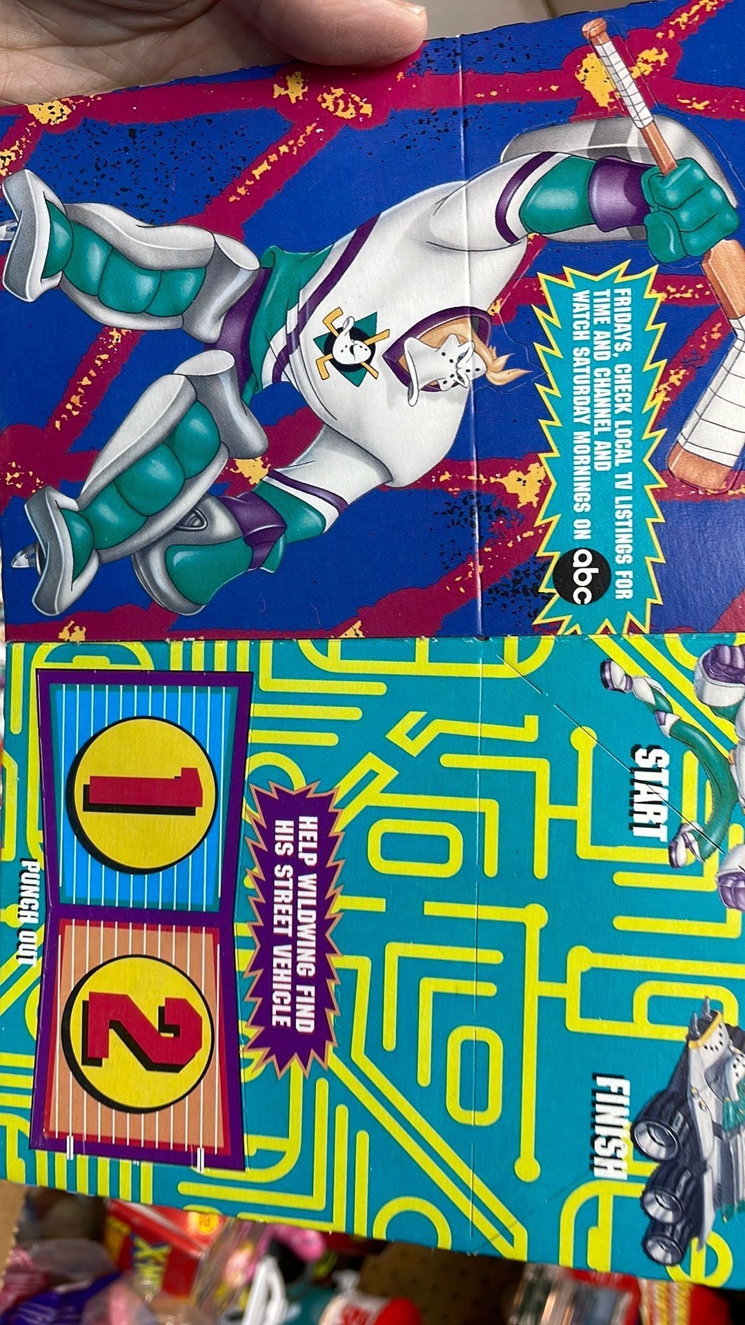 2C - Mighty Ducks-Animated Series McDonald's Happy Meal Box 1996