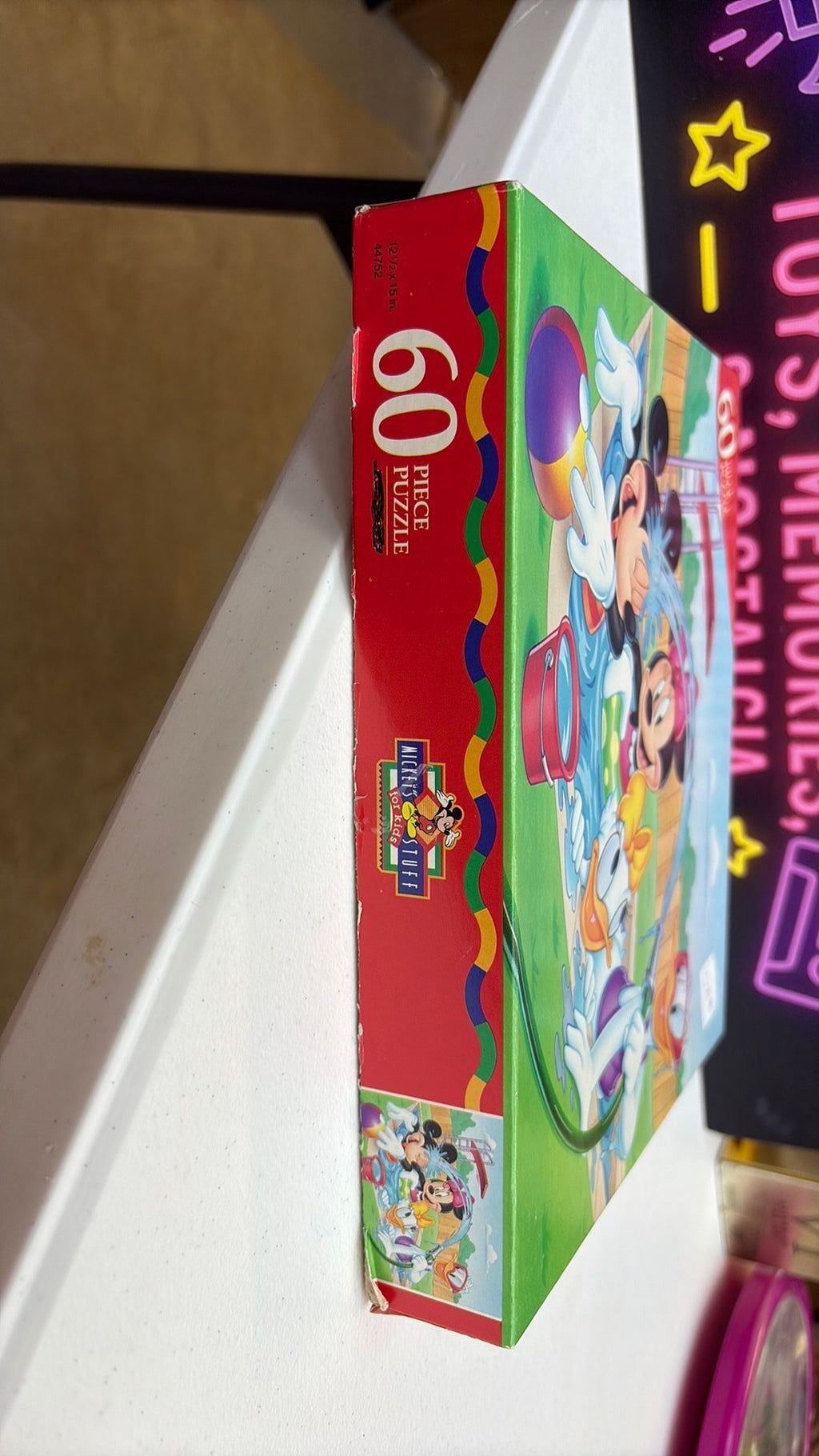 4B- Mickey Mouse Pool Puzzle 60 Piece Minney Donald Daisy Vintage Parker Bros.