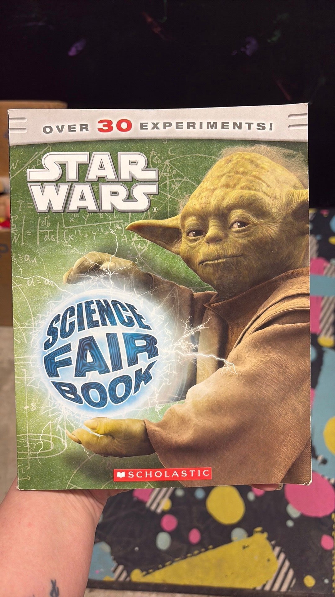 B4- Scholastic STAR WARS: SCIENCE FAIR BOOK (Paperback) ~ Over 30 Experiments