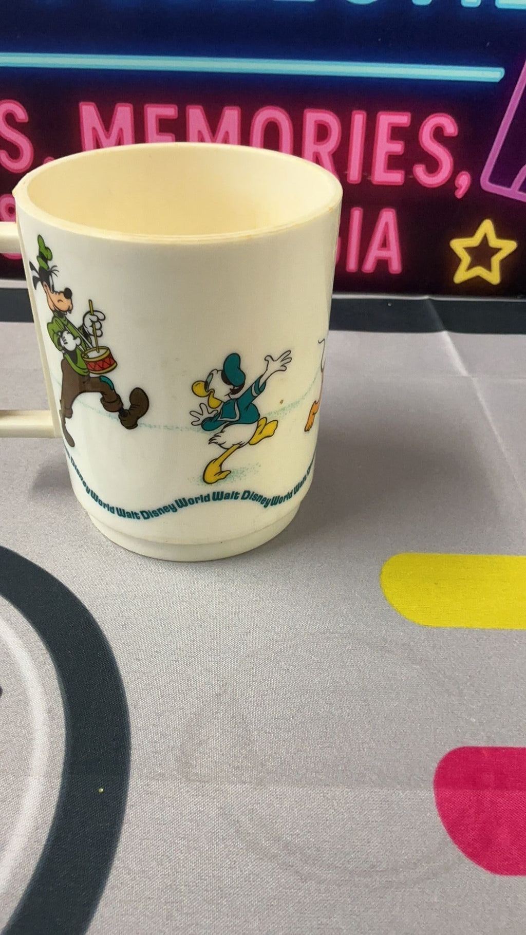 5B- Mickey Minnie Mouse Walt Disney World Deka Plastic Mug Cup 3.5" USA VTG - see photos