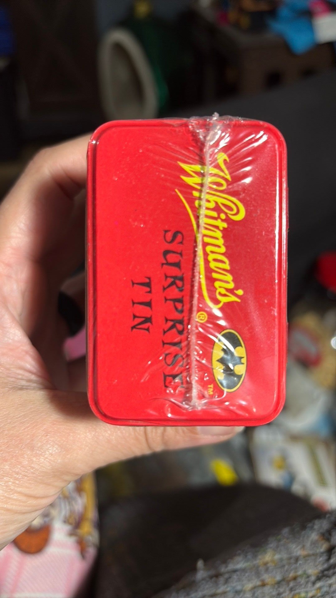 11B- 1997 Whitman's Candies Batman DC Comics Surprise Tin, Sealed