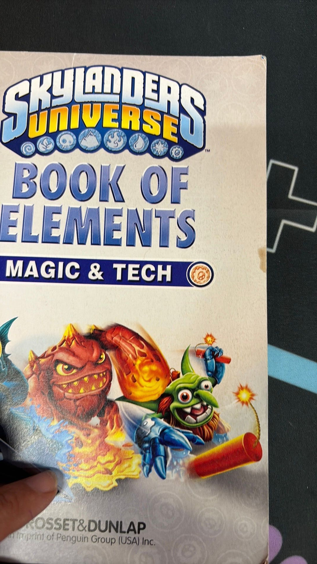 Skylanders Universe Book of Elements Magic and Tech by Activision