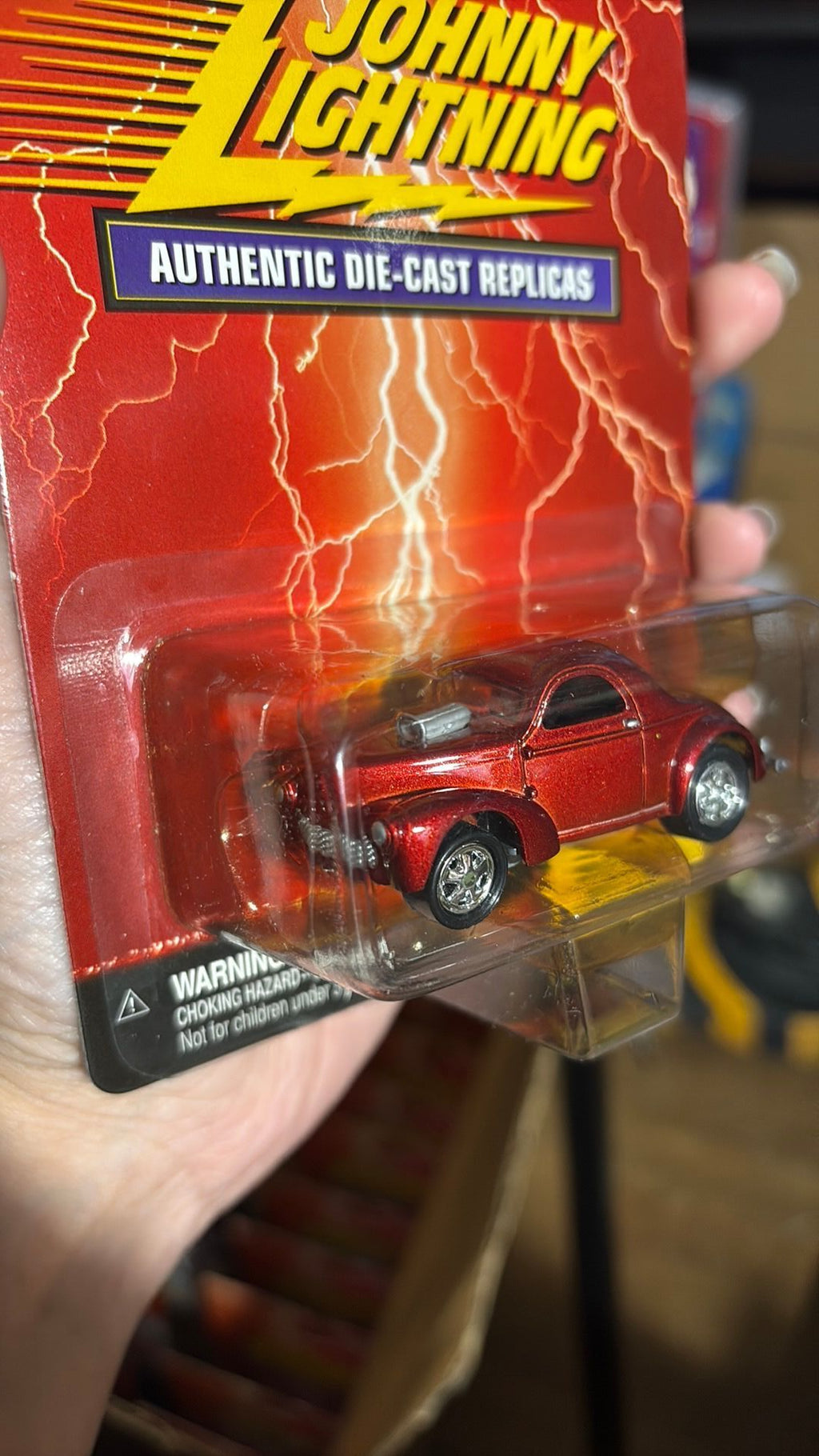 Johnny Lightning REPLICAS 1941 WILLY'S COUPE RED