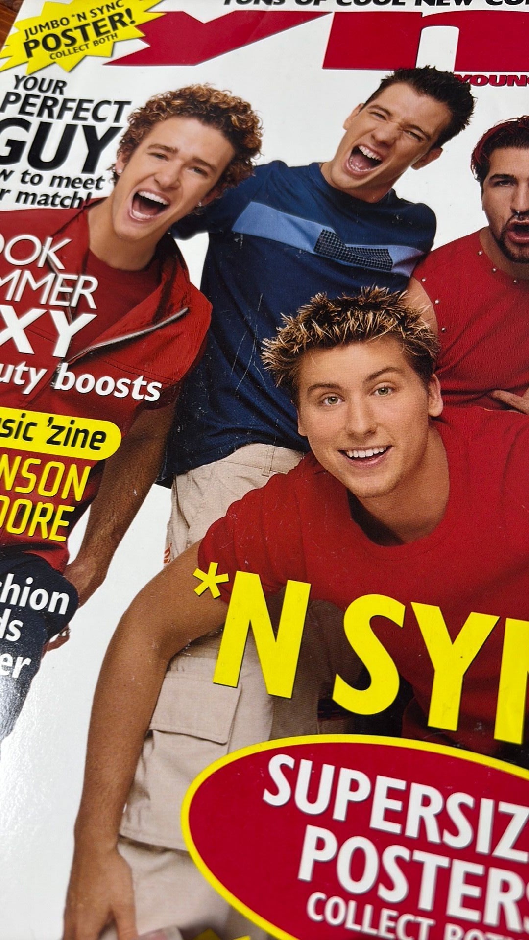 B3- 2000 JULY YOUNG & MODERN YM MAGAZINE - 'NSYNC COVER - JUSTIN TIMBERLAKE - NO POSTERS