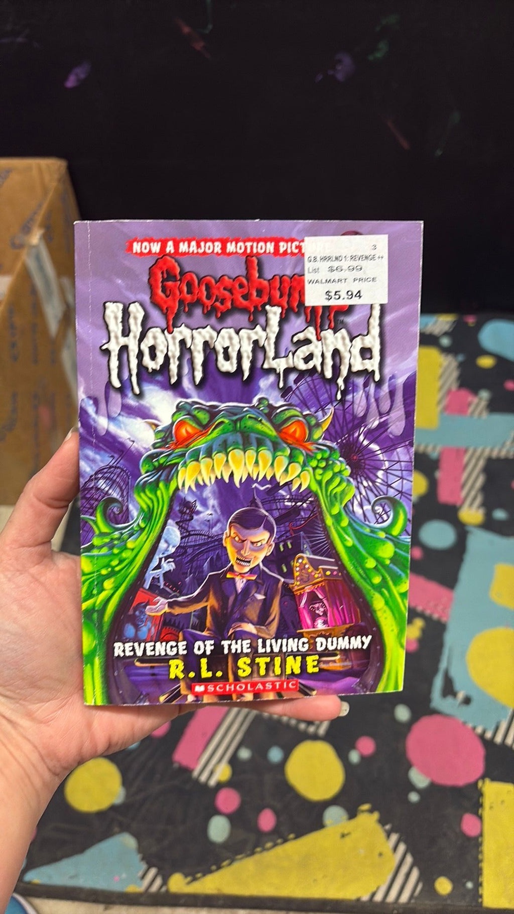 4B - R.L. Stine Goosebumps, Horrorland, Revenge Of The Living Dummy,  2008 Scholastic
