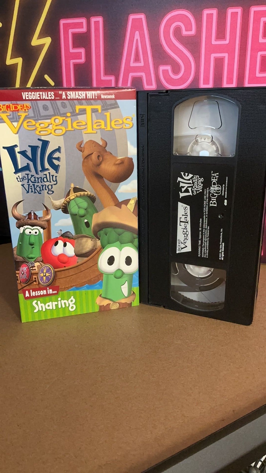 6D - VeggieTales VHS Lyle the Kindly Viking A Lesson In Sharing 2001 Vintage