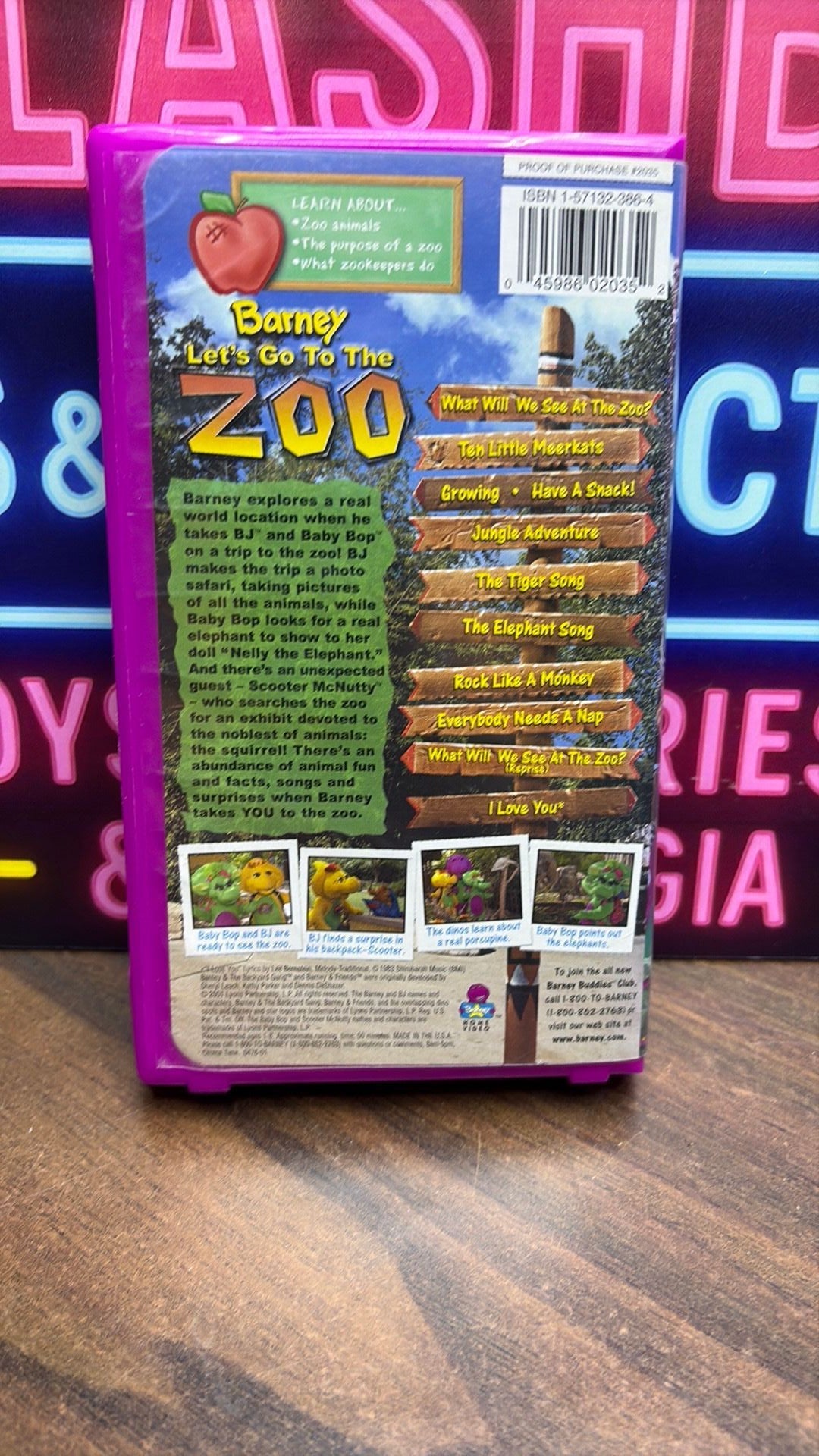 2001 Barney Let's Go To The Zoo 2001 Clamshell VHS 50 Minutes Never Seen On TV