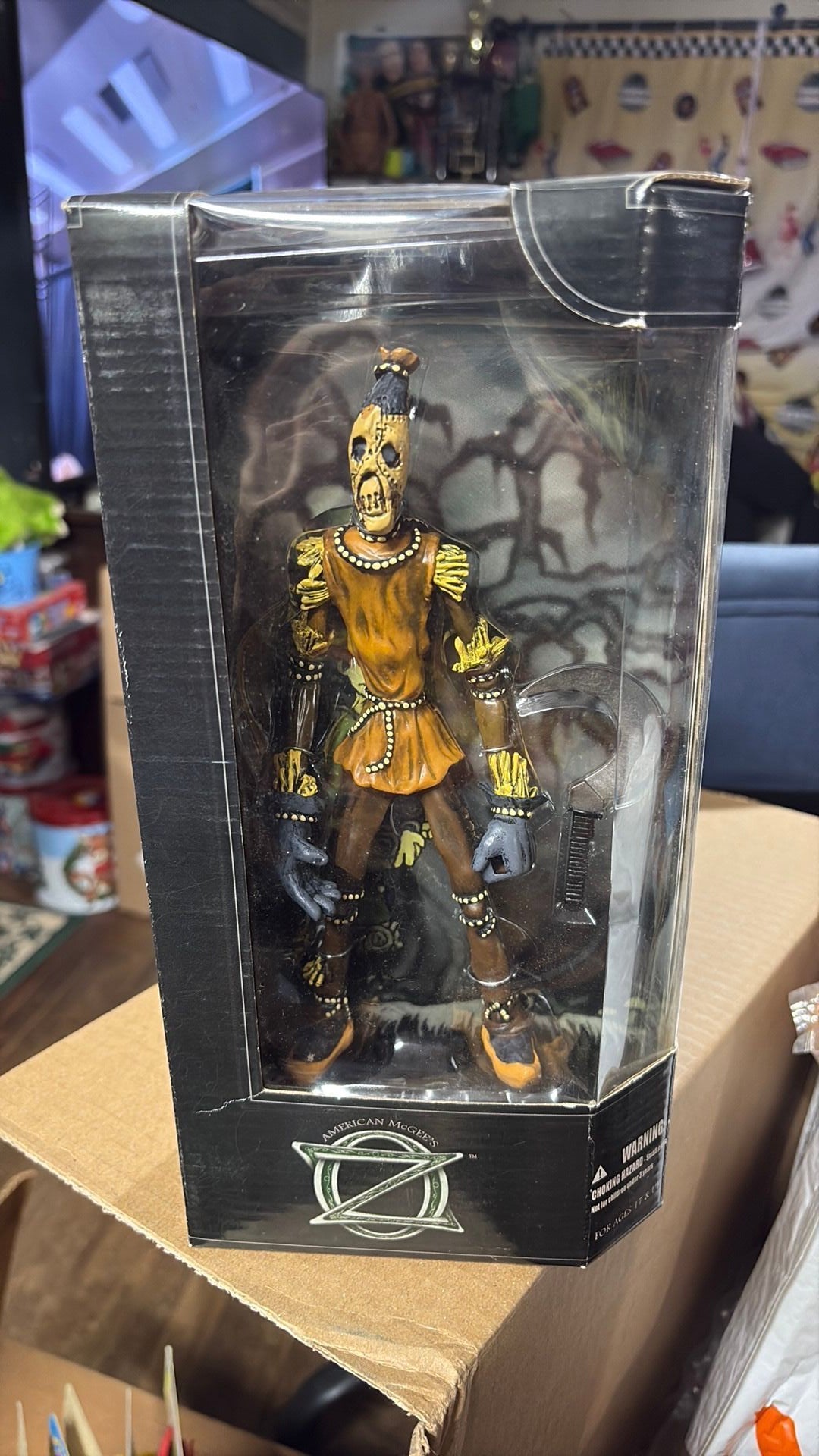 10B- 2002 SEALED NEW American McGee's Oz STRAW GOLEM 8" Action Figure