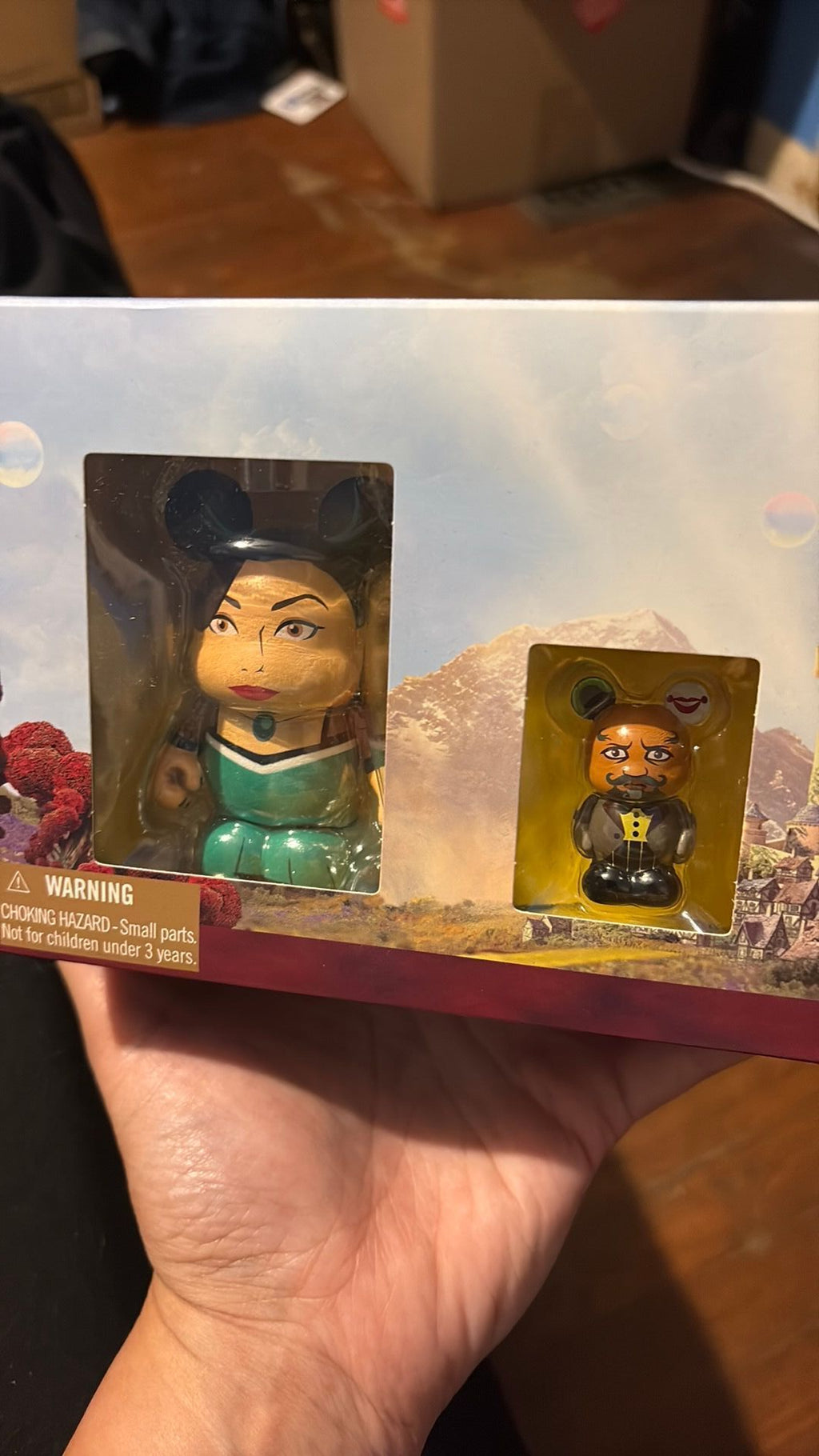 10B- BRAND NEW Oz The Great and Powerful Evanora and Knuck Vinylmations