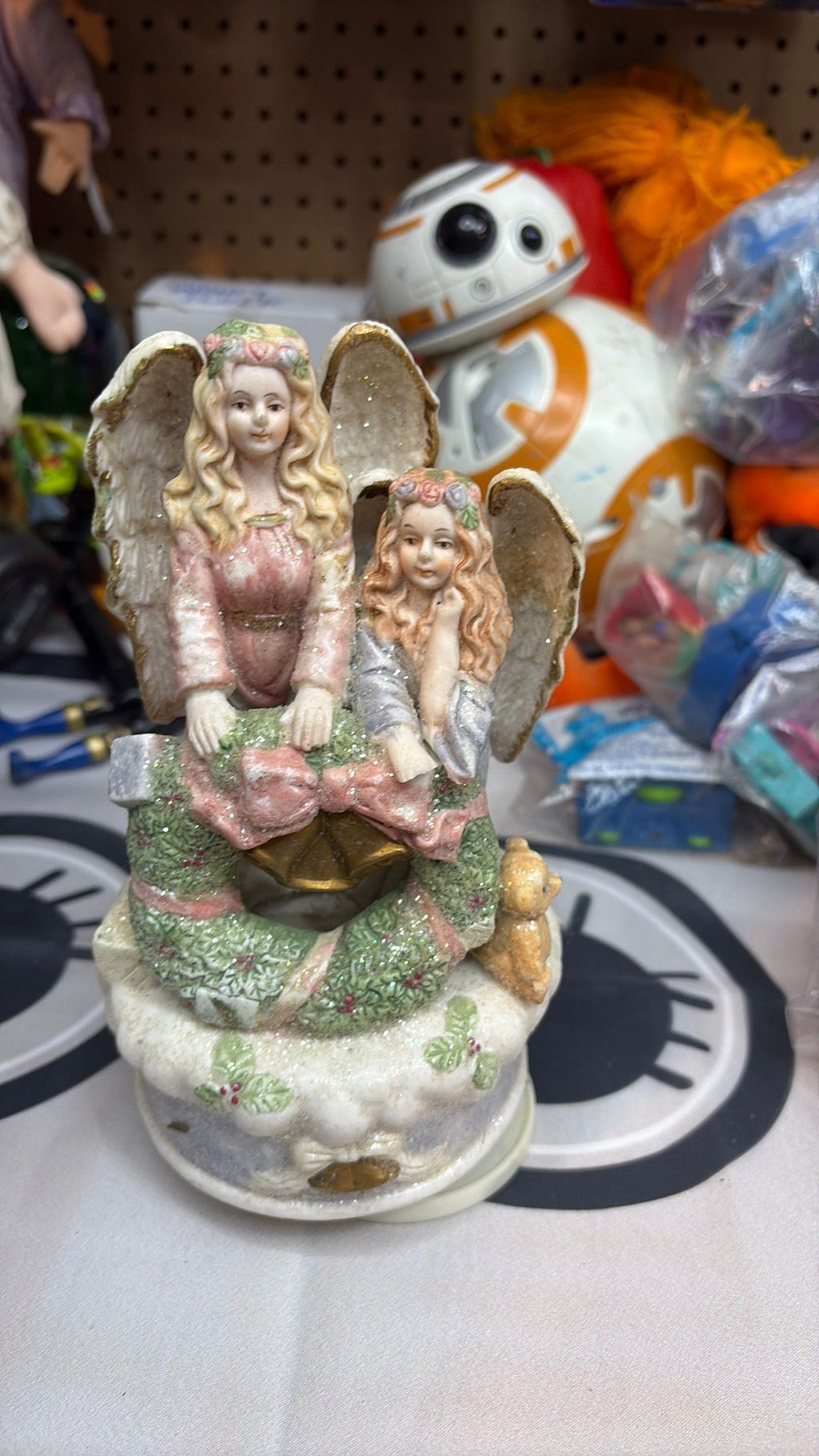Ceramic Christmas Angels Music Box - Works - One angle has damage