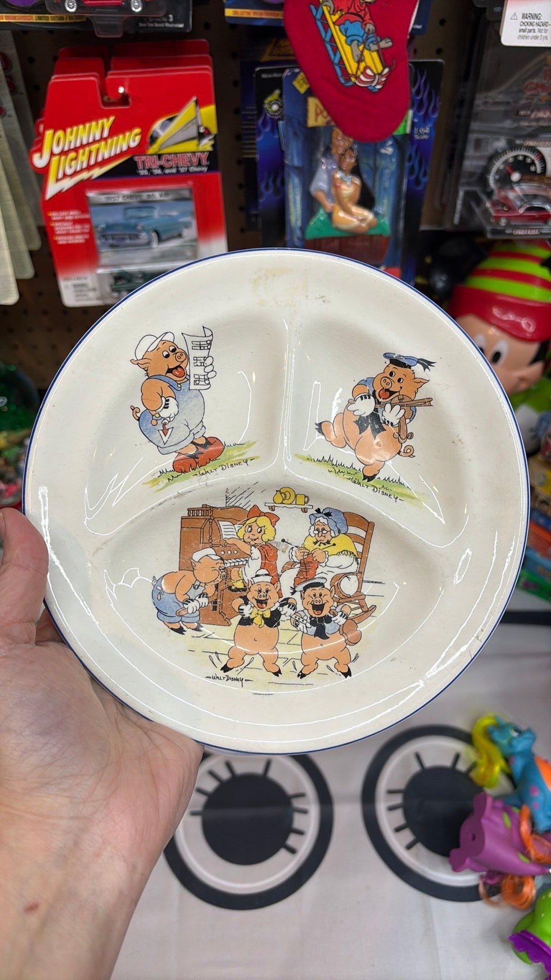 Vintage Patriot China Three Little Pigs 8" Divided collectible Plate