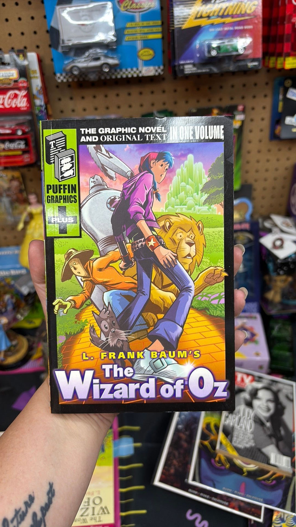 Puffin Graphics Plus Ser.: The Wizard of Oz by L. Frank Baum (2018)