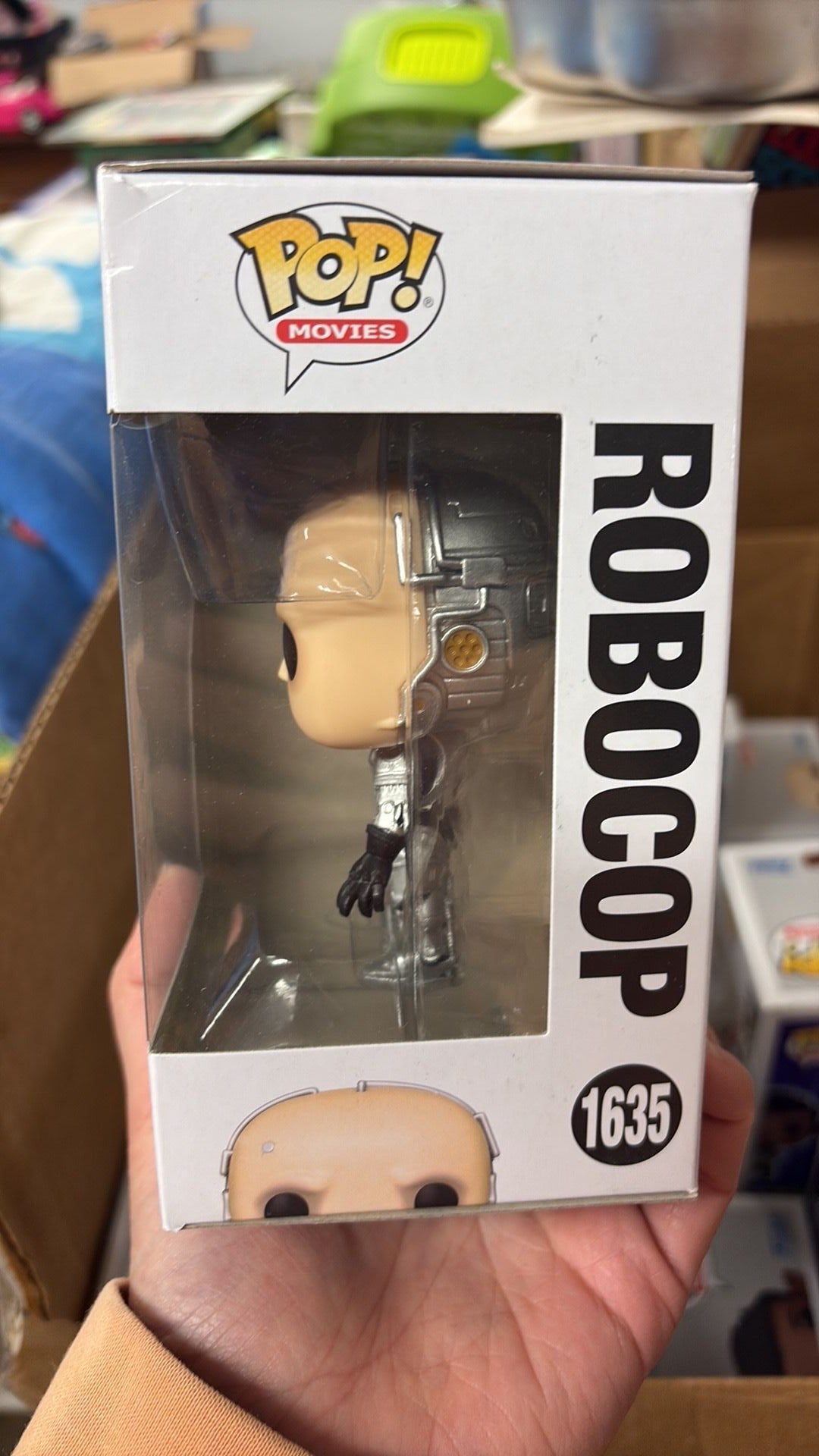 9E- FUNKO POP! MOVIES ROBOCOP #1635 ROBOCOP