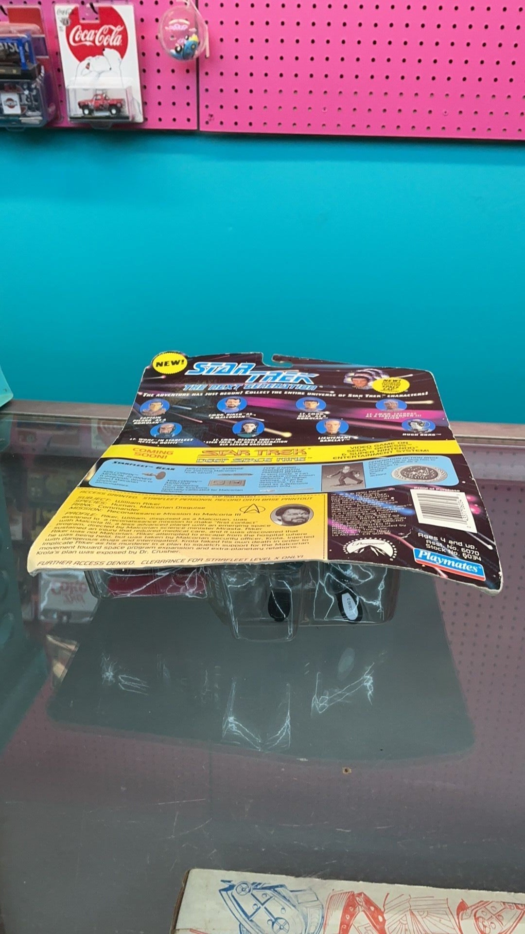 PR2- 1994 Playmates Toys Star Trek Commander Riker a Malcorian Action Figure - see photos