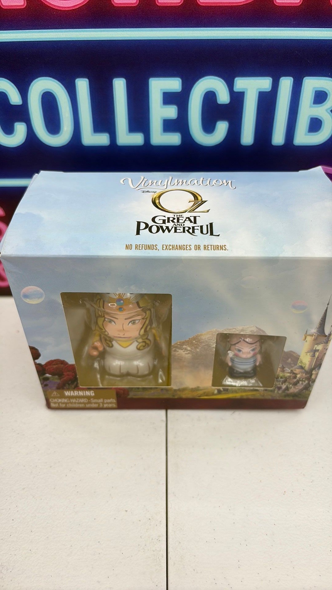 10B- Disney Vinylmation 3"  - OZ The Great and Powerful - Glinda & China Girl