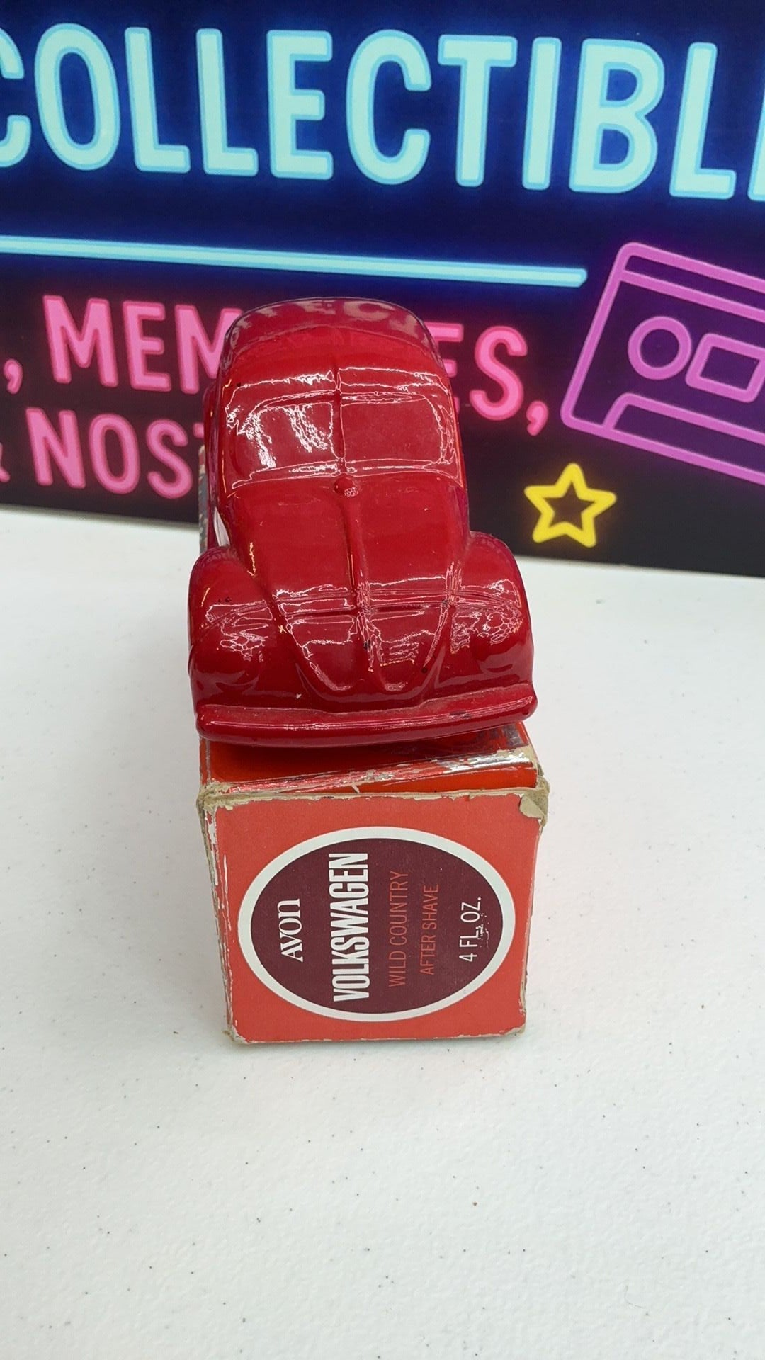11C- Volkswagen Beetle Avon Decanter Bottle  After Shave Full Wild Country New In Box orange box