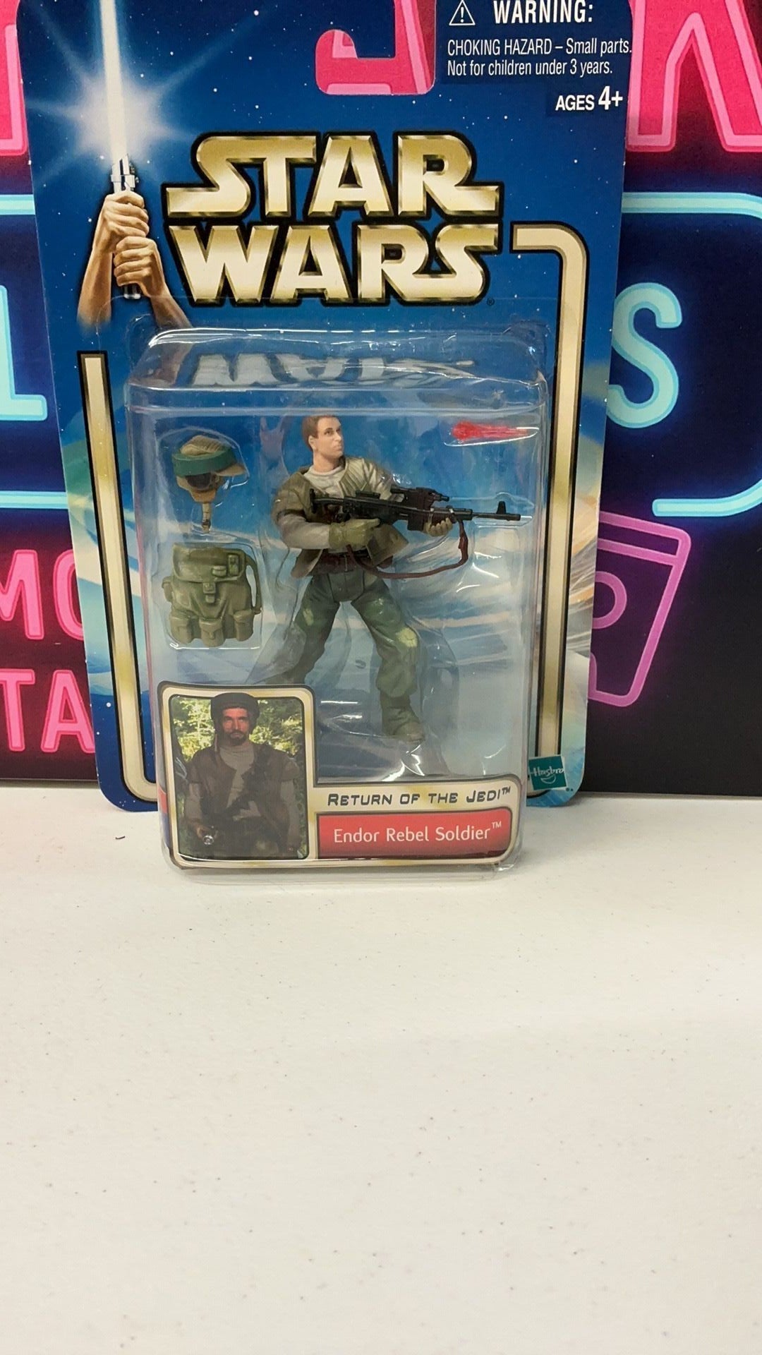 PR2- Endor Rebel Soldier 33 2002 STAR WARS The Saga Collection NEW No Beard