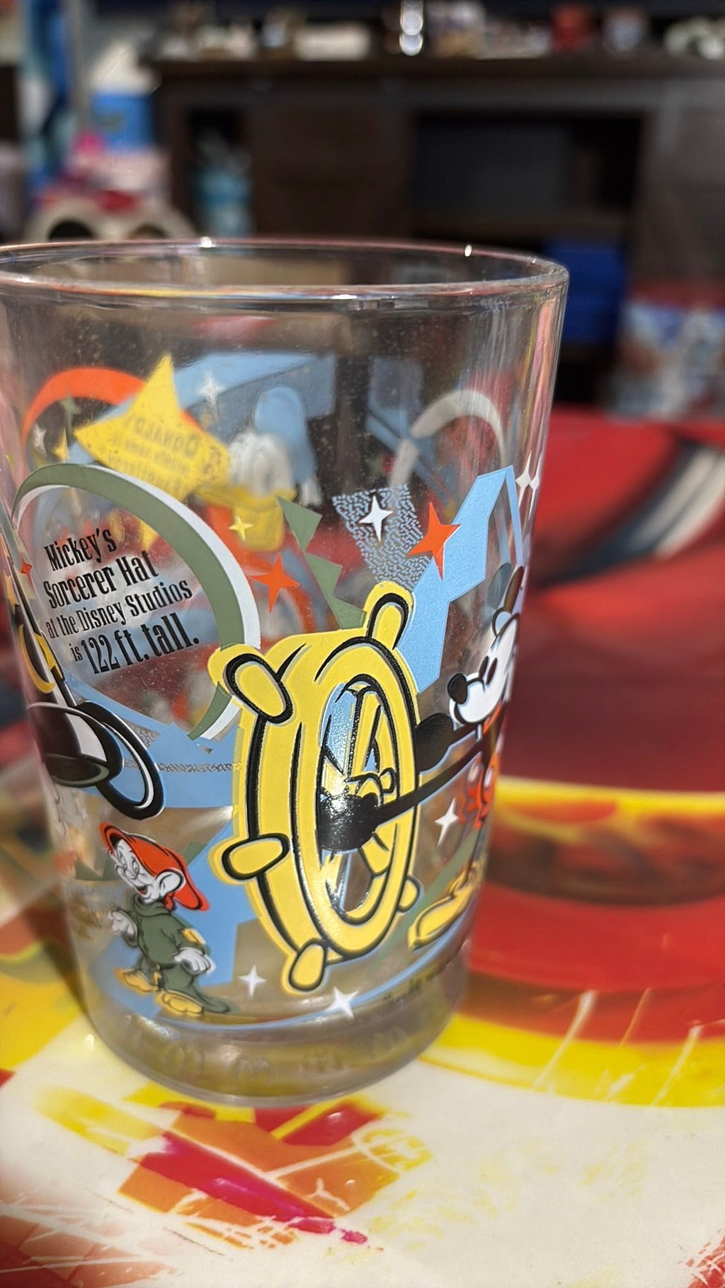 McDonald’s Walt Disney World 100 Years Of Magic Glass Cup Mickey Donald Snow Wht
