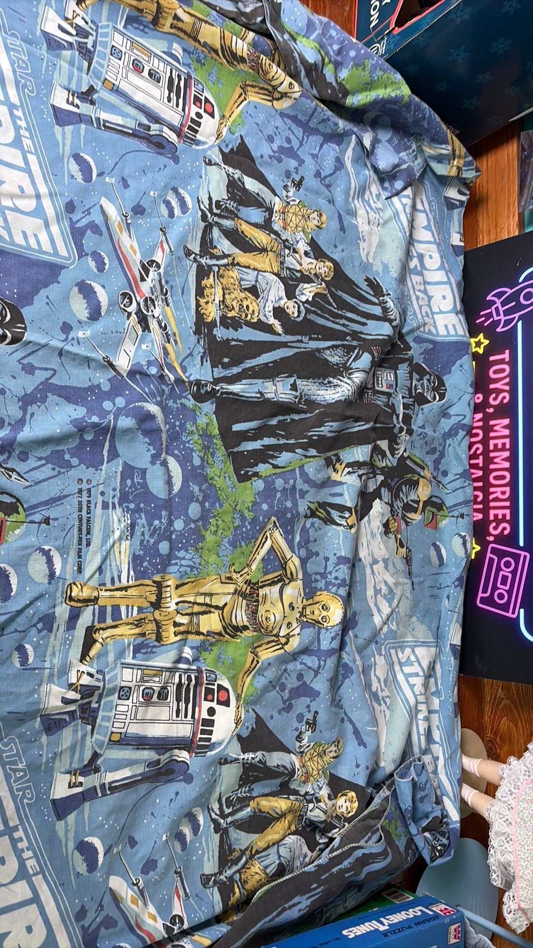 5C- Vintage 1979 Star Wars The Empire Strikes Back Twin Fitted sheet.