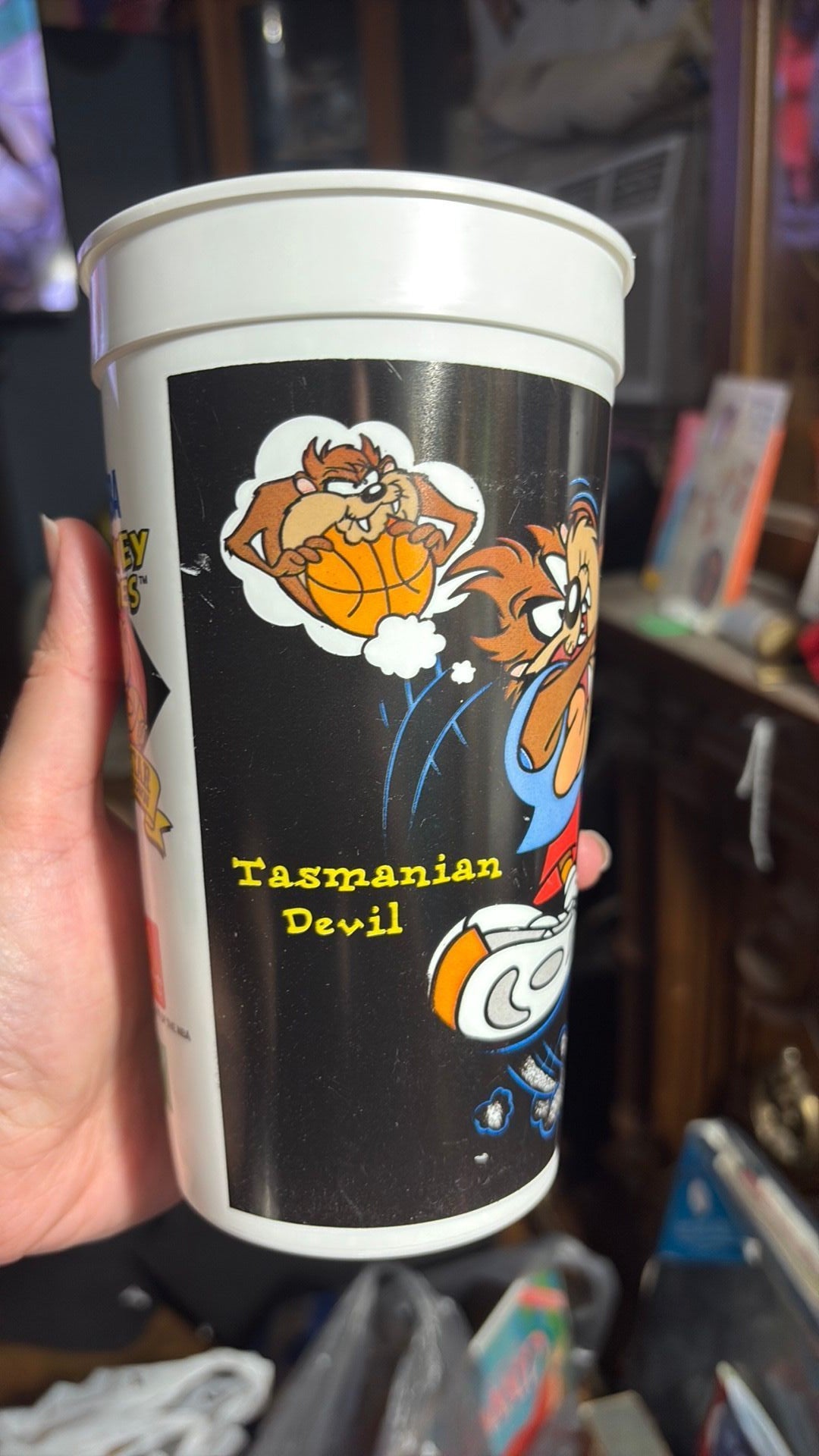 12B- CHARLES BARKLEY----MCDONALDS -LOONEY TUNES---TASMANIAN DEVIL--1995