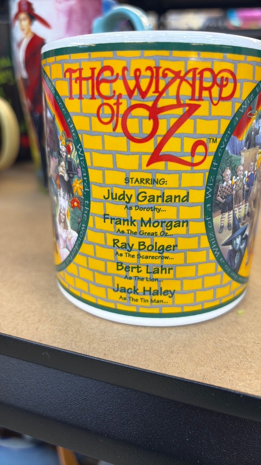 12C- 1995 The Wizard of Oz Movie Collectors Coffee Tea Ceramic Mug By Enesco All Character
