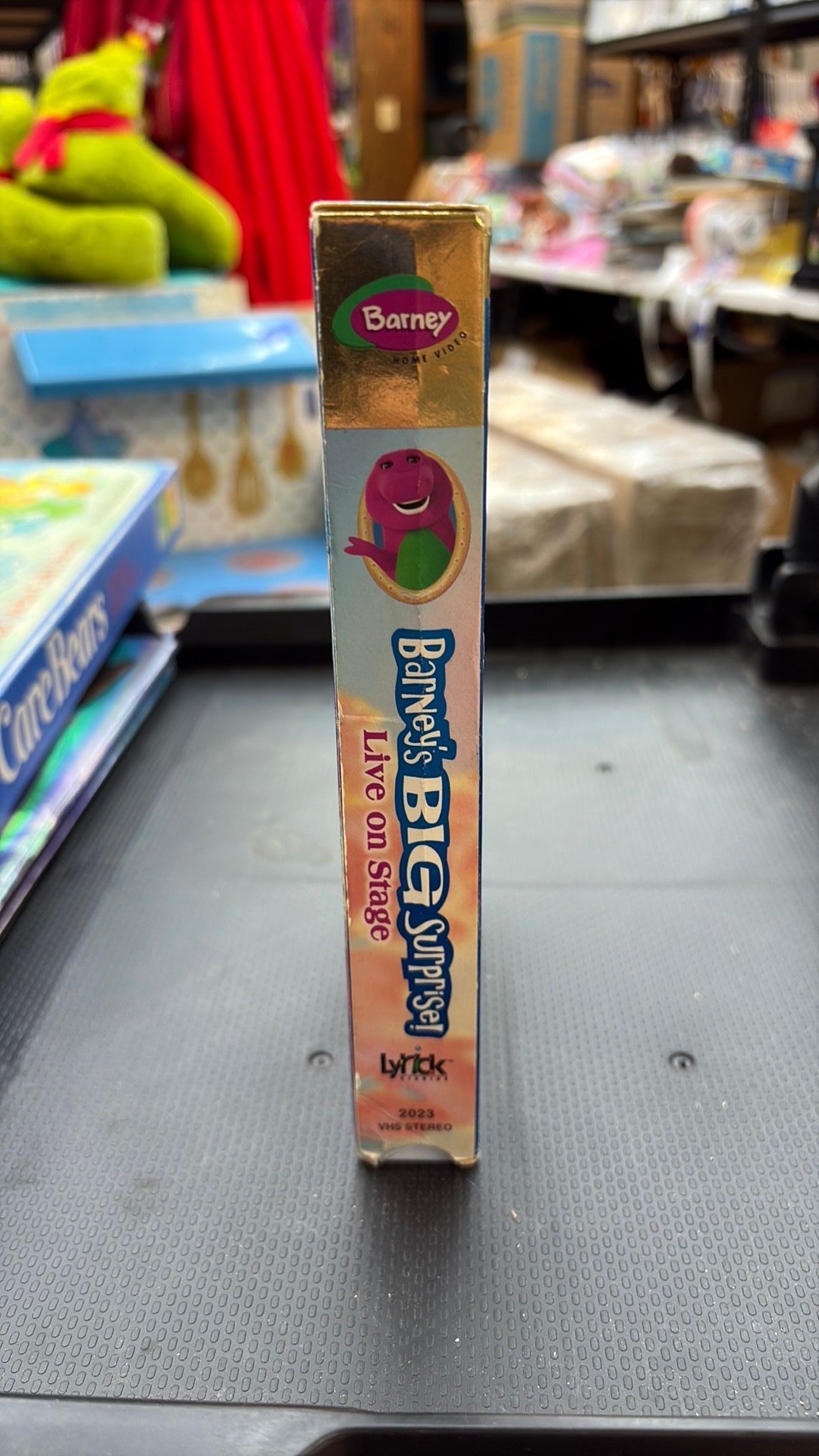 M- BARNEY'S BIG SURPRISE! Live On Stage (VHS 1998) Classic Collection - See Photos