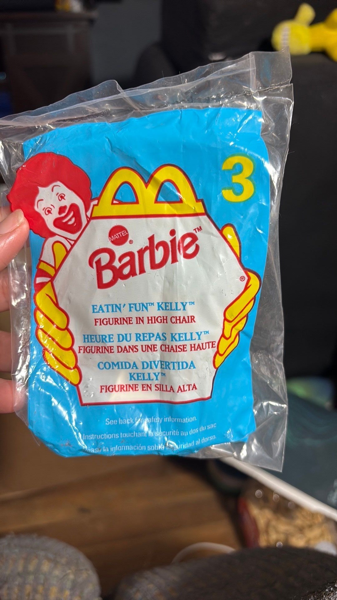 9D- 1998 McDonald’s Happy Meal Barbie #3 – Eatin’ Fun Kelly