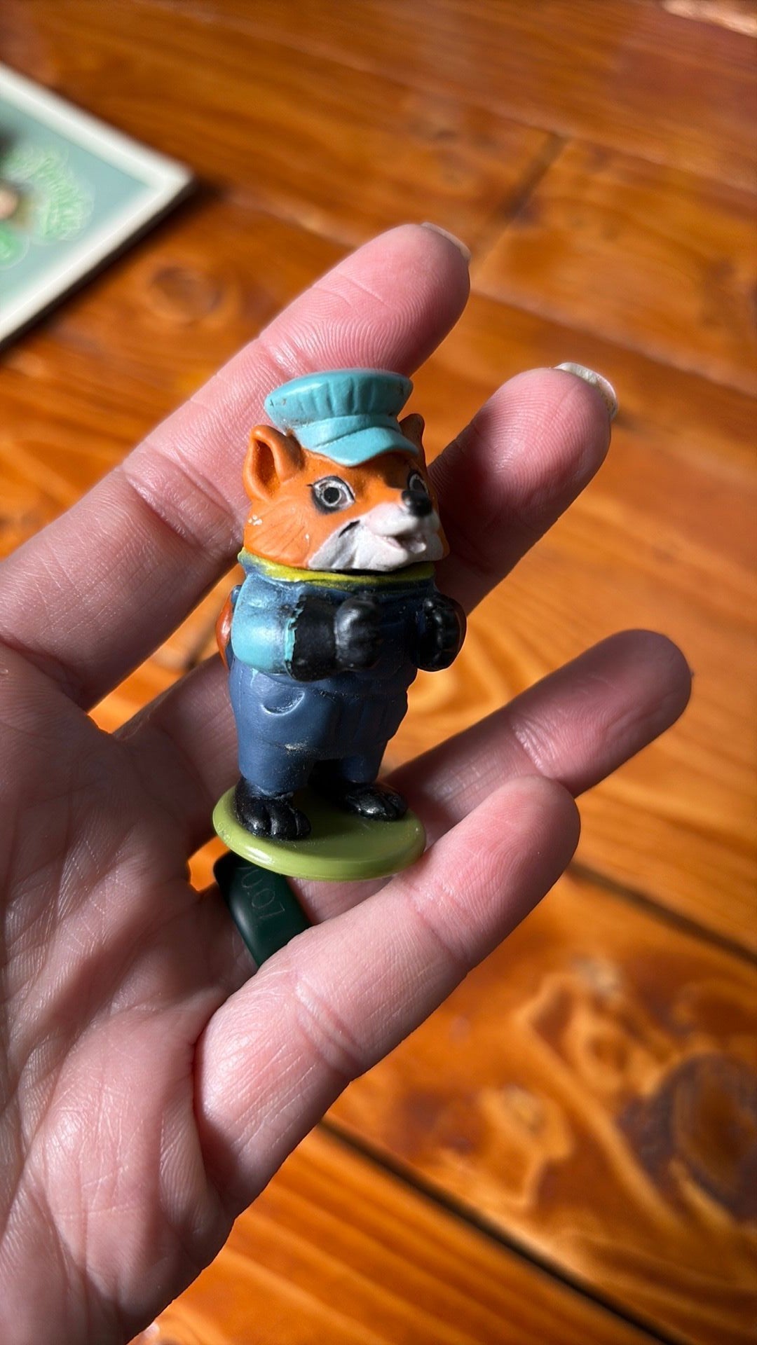 S1- Vtg PlaySkool Richard Scarry Lowly Puzzletown Train CONDUCTOR Dog Figure 1976