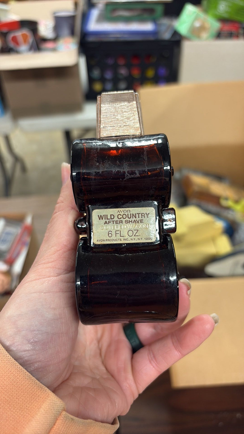 3B - Avon Log Conestoga Wagon Bottle. Wild Country Aftershave - 3B