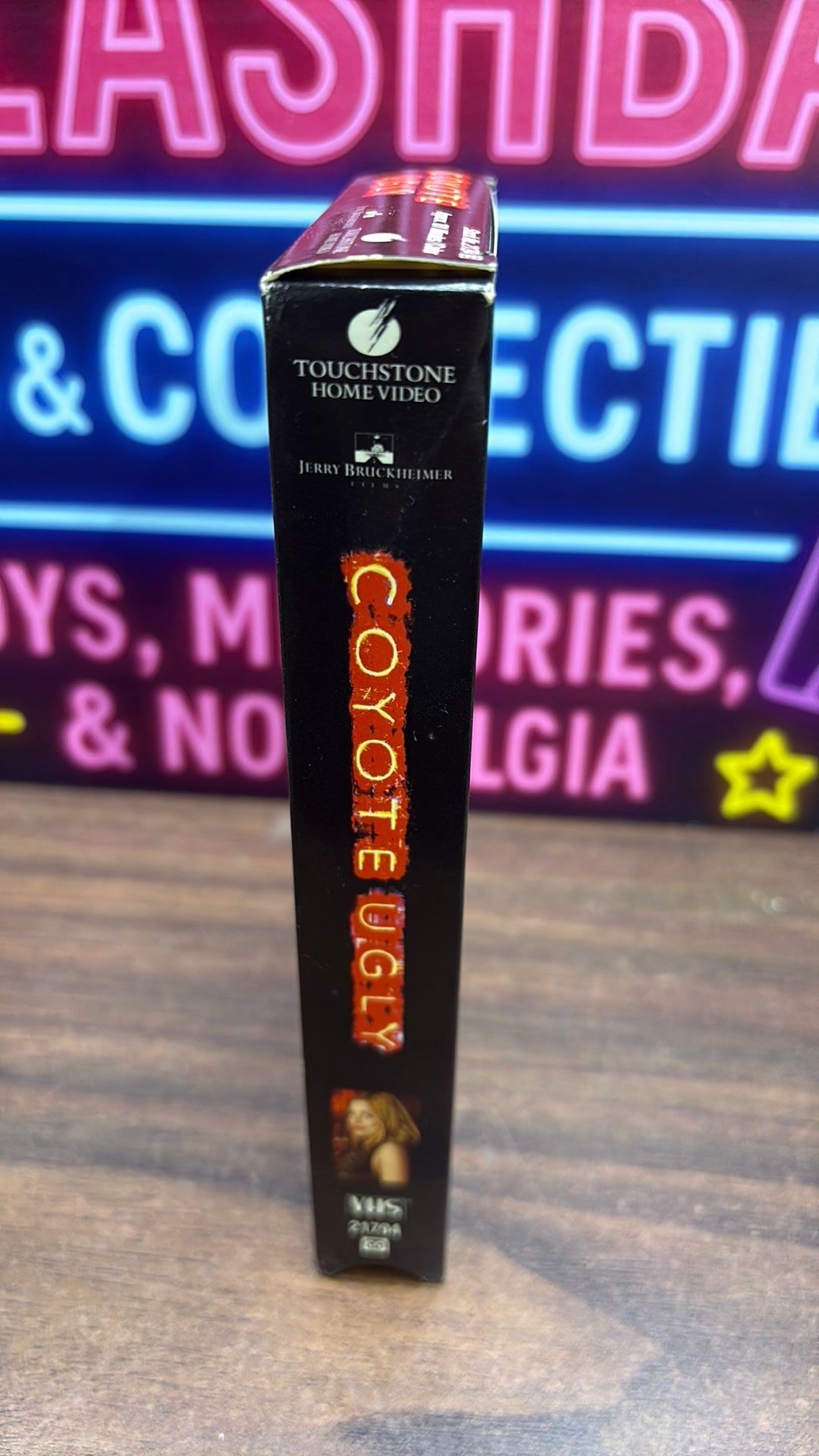 Touchstone Pictures Coyote Ugly VHS Full Screen NTSC Drama PG-13 2000