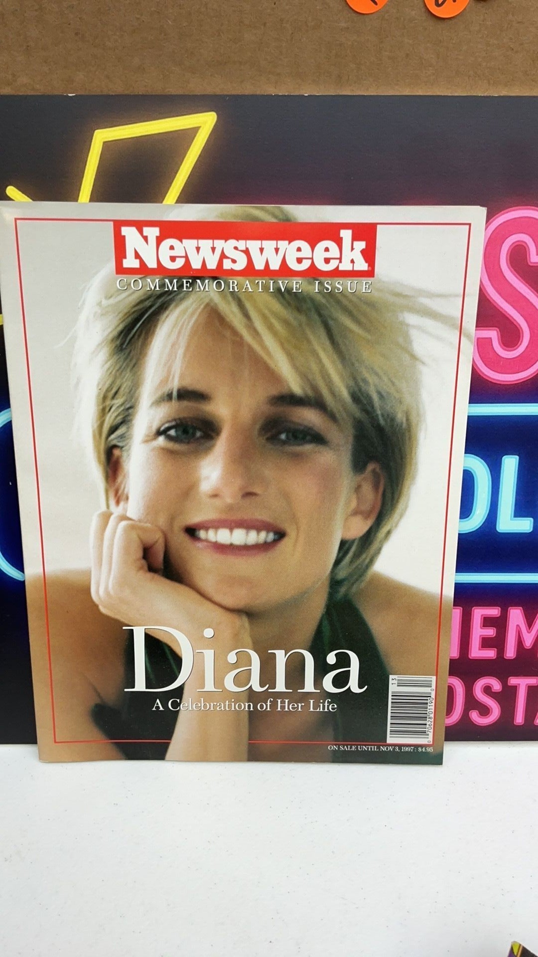 B5- Princess Diana A Celebration of her Life-Newsweek Commemorative Issue Nov. 1997