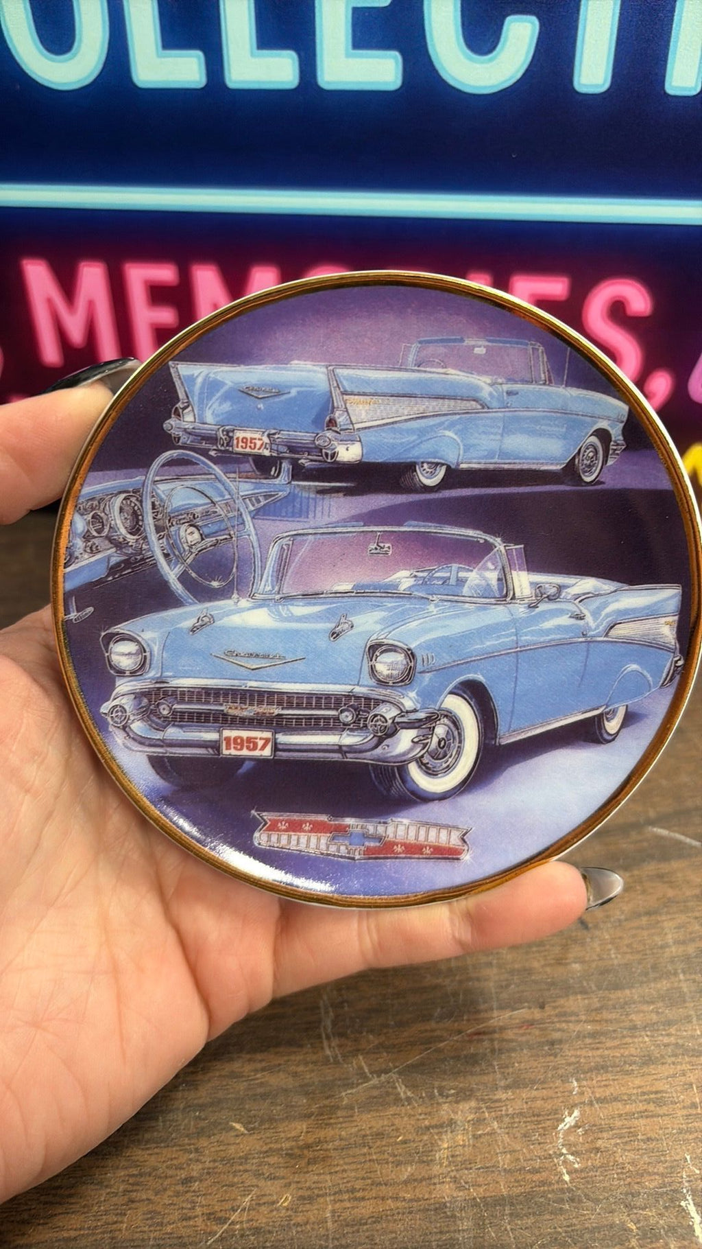 7C - 1994 ENESCO CLASSICS MINI COLLECTOR PLATE 1957 CHEVROLET BEL AIR BLUE