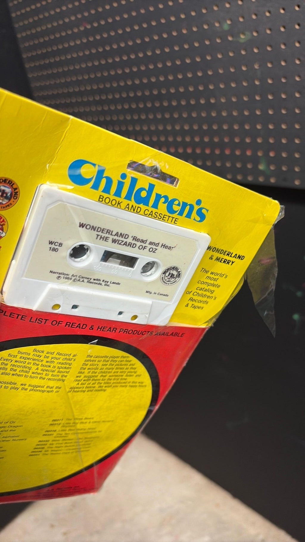 4C - 1984 wizard of oz wonderland merry cassette