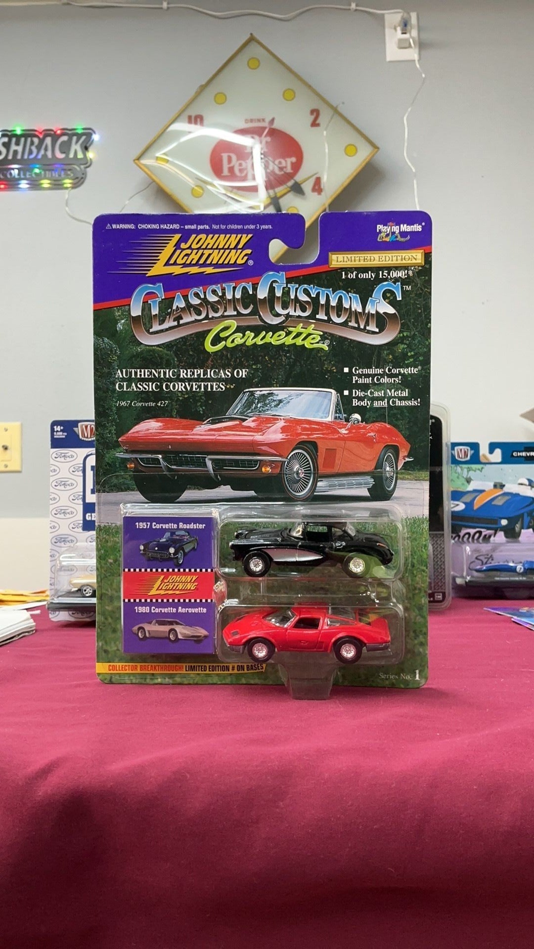 PW-1. Johnny Lightning Classic Customs Corvette: 1957 roadster and 1980 Aerovette