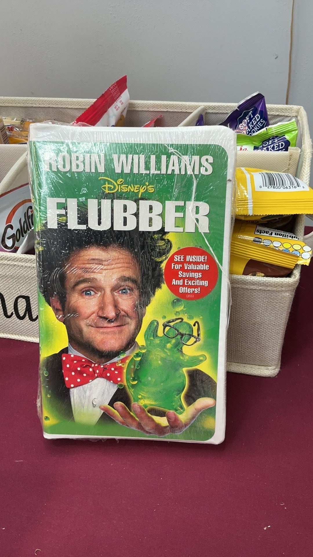 "Flubber" VHS Video (Disney), Clamshell, Robin Williams - partially Sealed
