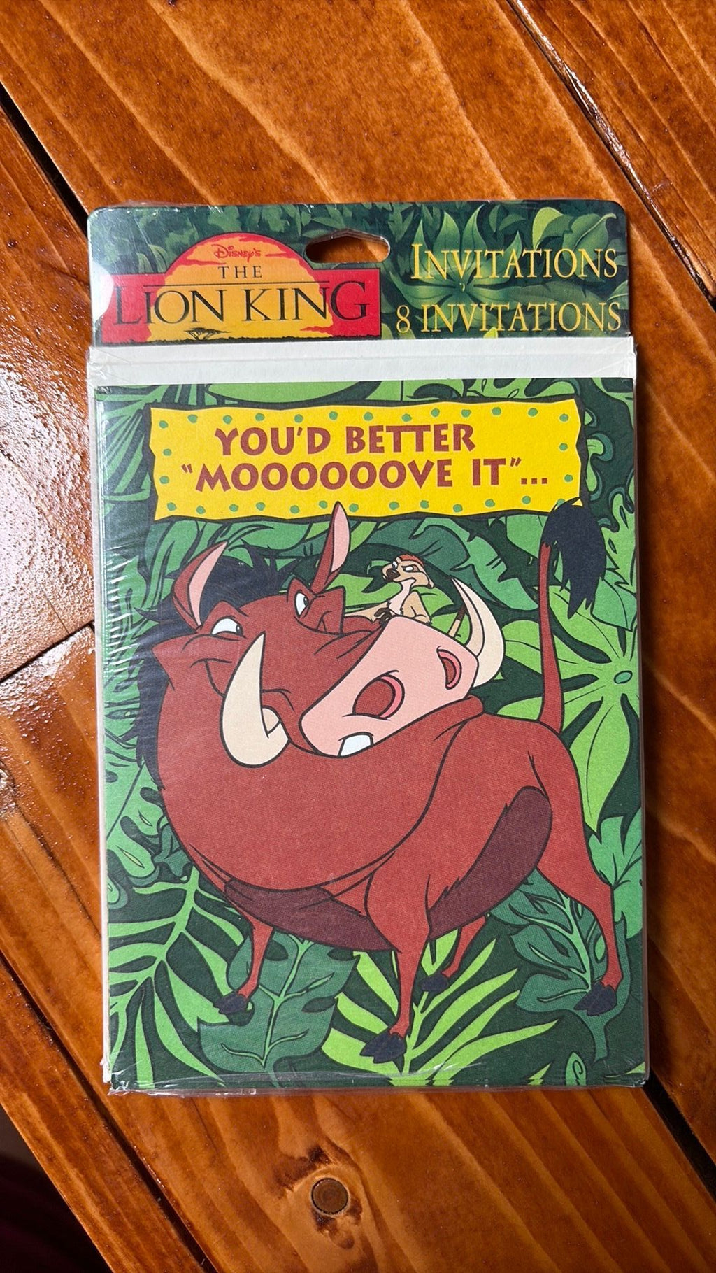 2B- Hallmark Disney Lion King Pumba Timone 8 Birthday Invitations and Envelopes NEW