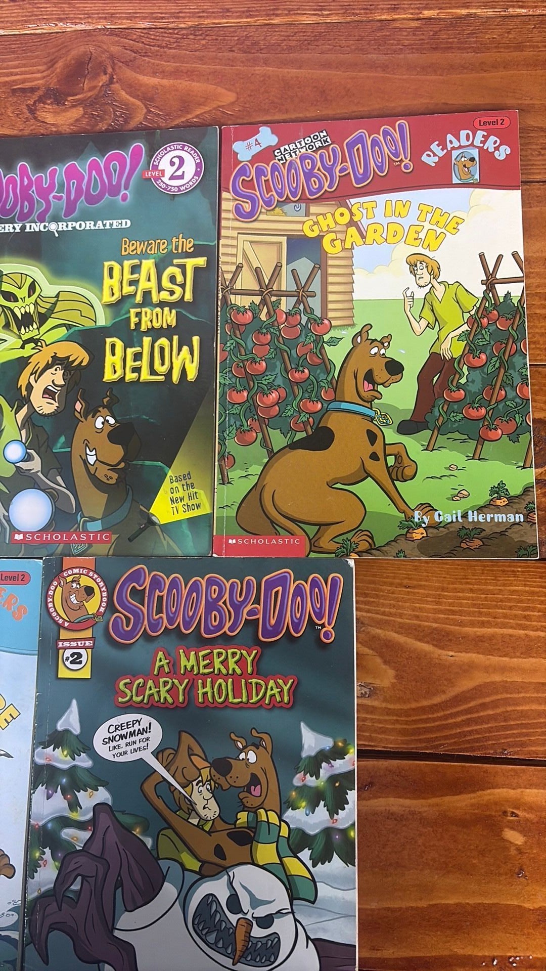 B1- Scooby Doo Paperback Book lot of 5