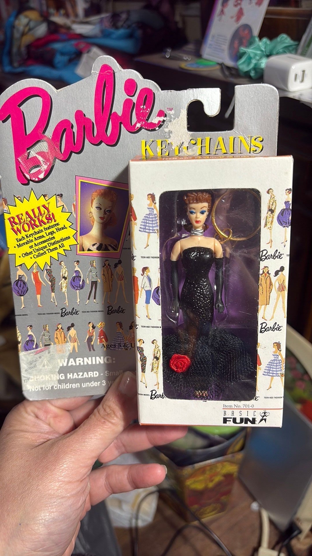 PR2 - Mattel BARBIE Brunette Solo In The Spotlight Keychain NIB 1996 Vintage
