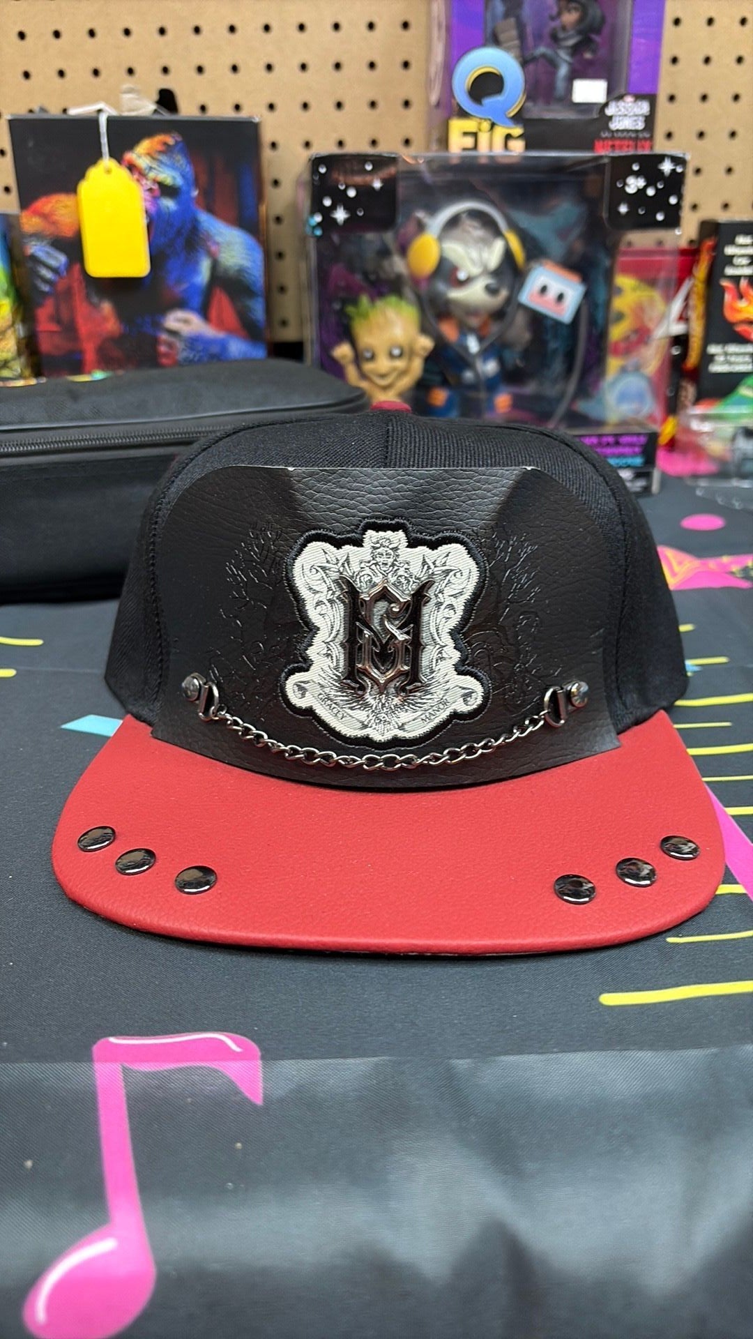 S3-Haunted Mansion Hat New with tag