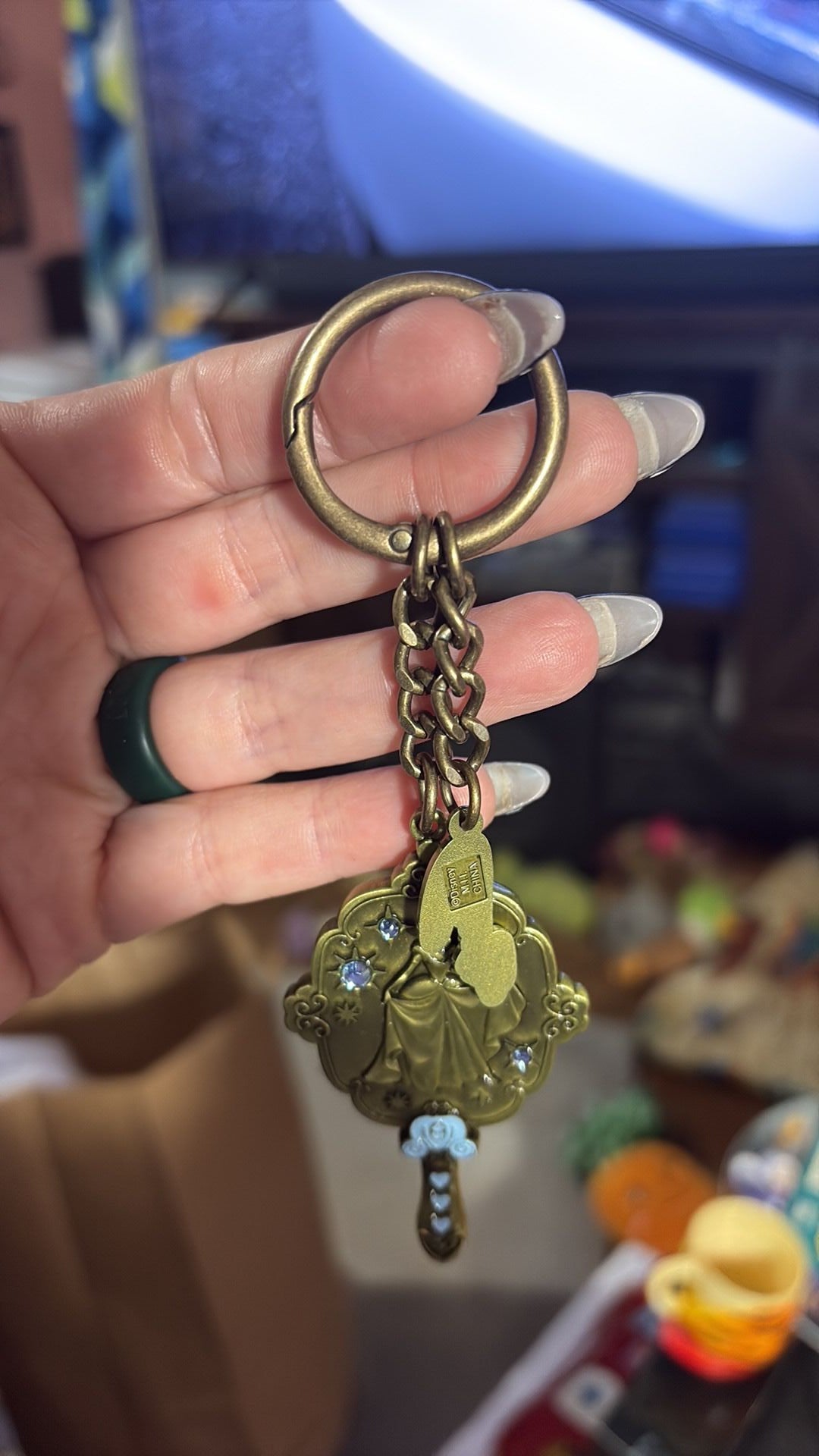 S4- Disney Boxlunch Princess Blind Box Mirror Keychain - Cinderella