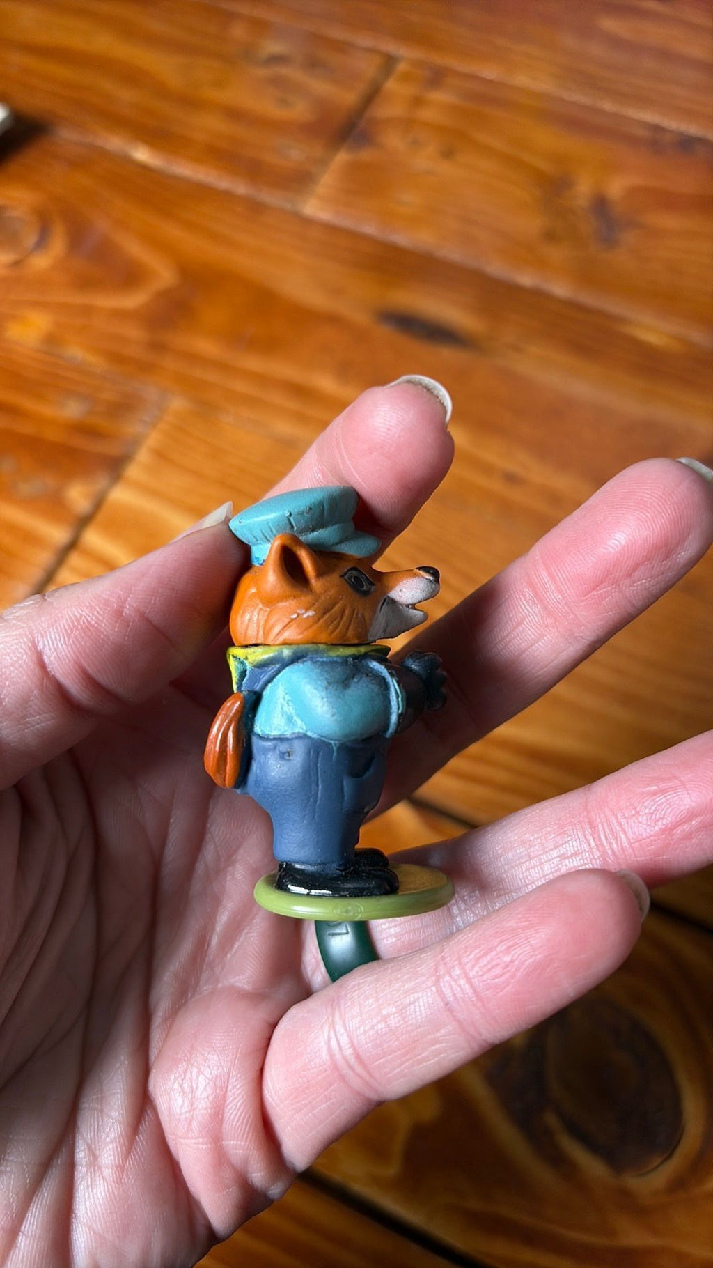 S1- Vtg PlaySkool Richard Scarry Lowly Puzzletown Train CONDUCTOR Dog Figure 1976
