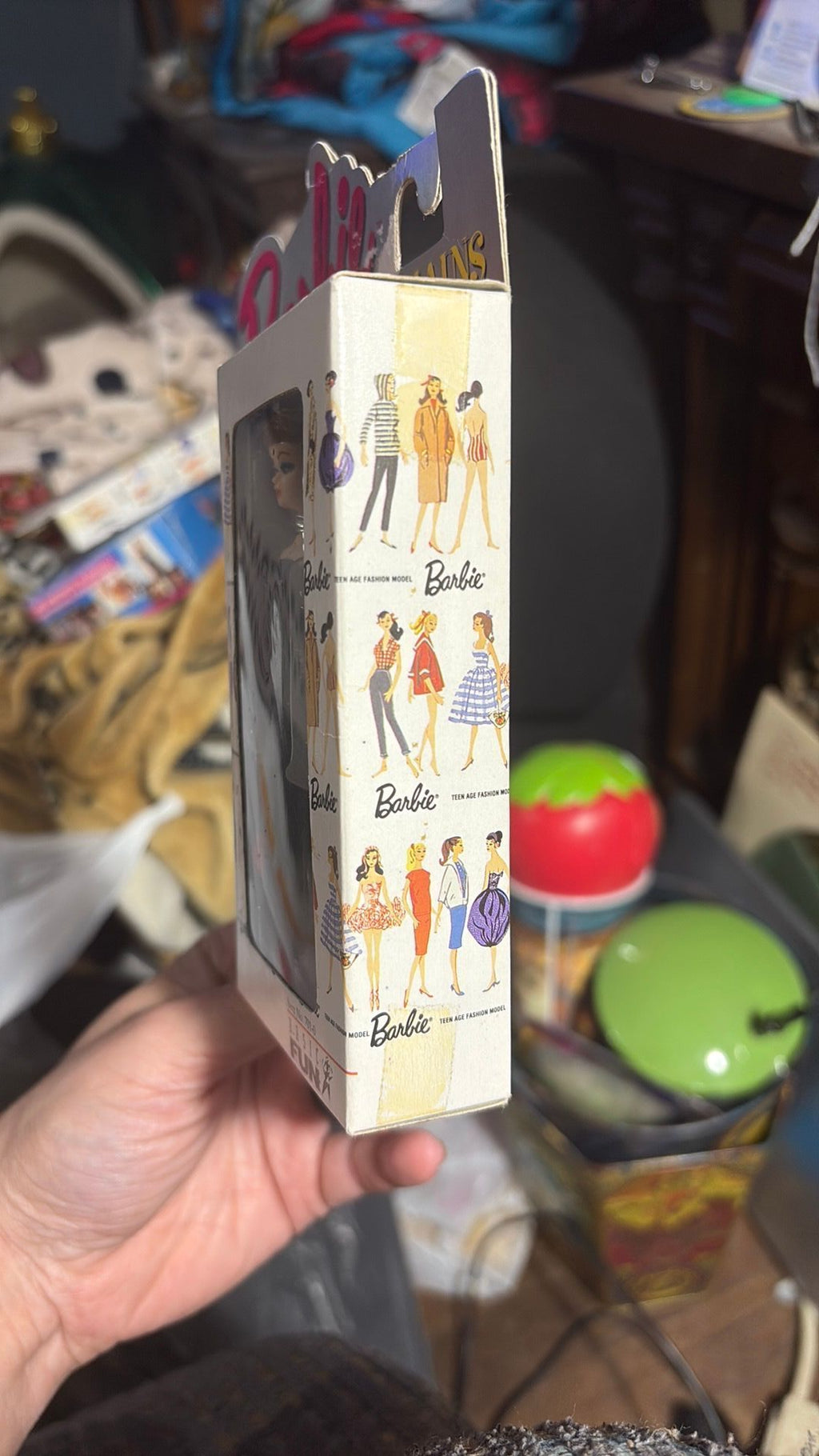 PR2 - Mattel BARBIE Brunette Solo In The Spotlight Keychain NIB 1996 Vintage
