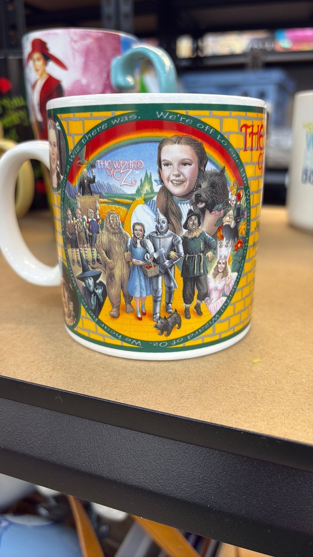 12C- 1995 The Wizard of Oz Movie Collectors Coffee Tea Ceramic Mug By Enesco All Character