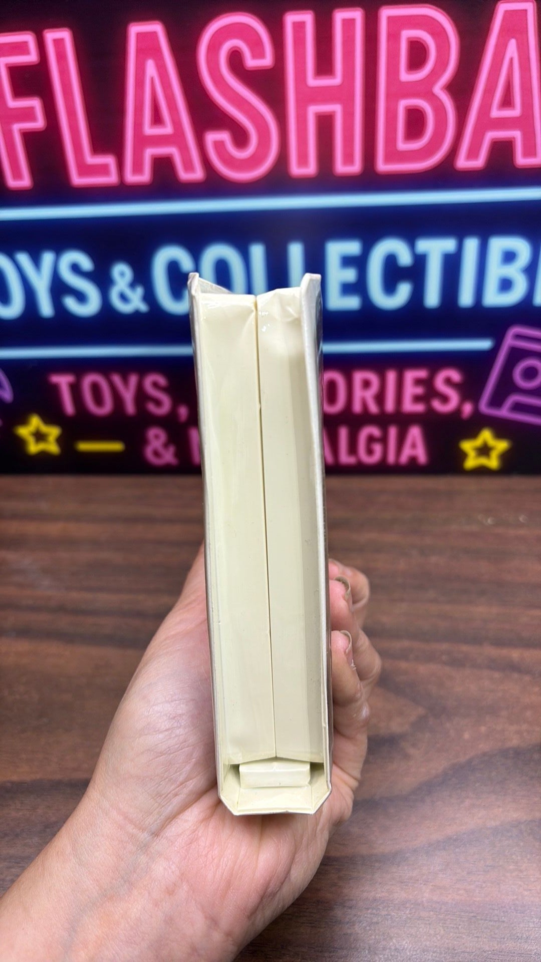 Walt Disney Home Video VHS Air Bud (1997) Family Comedy PG English NTSC