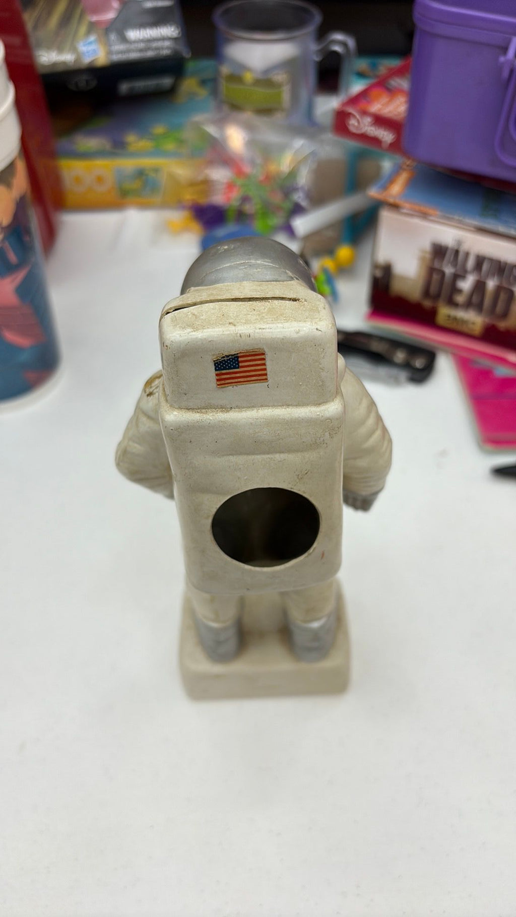 10C- Space Astronaut Bank Lyndon B Johnson Space Museum souvenir - has damage