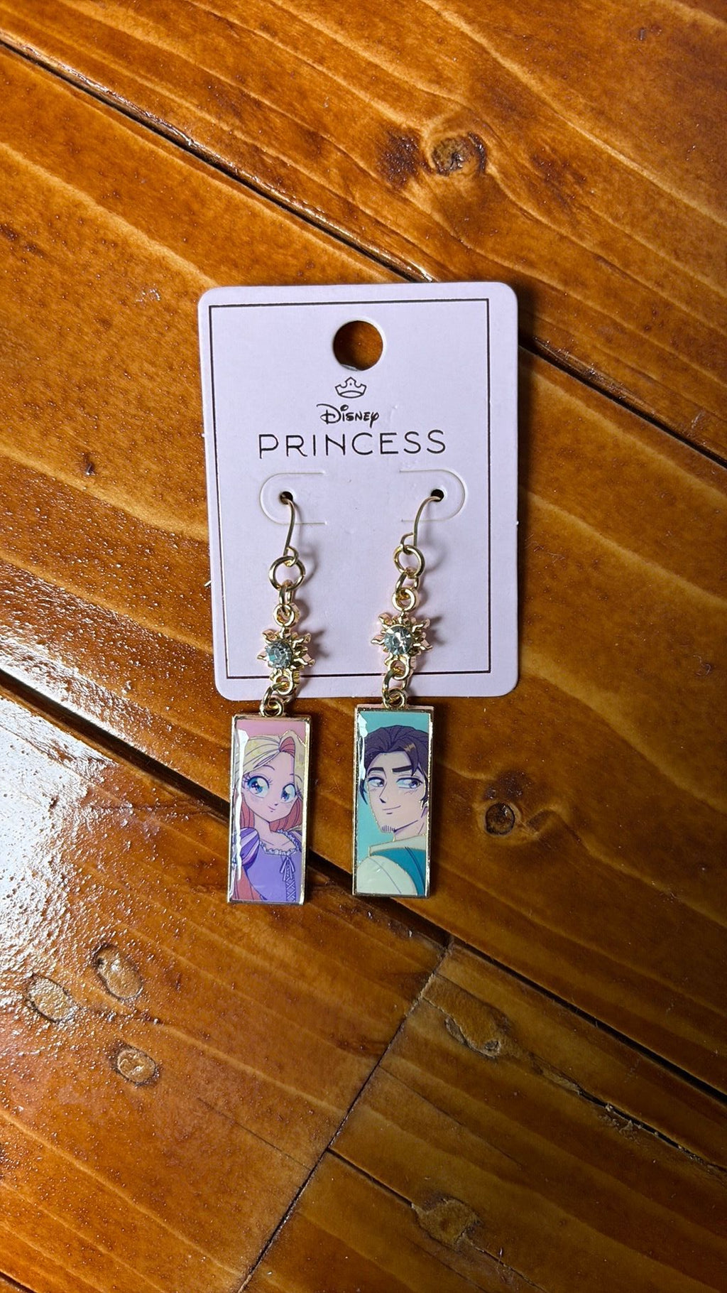 PR1- Disney Rapunzel And Flynn Drop Earrings