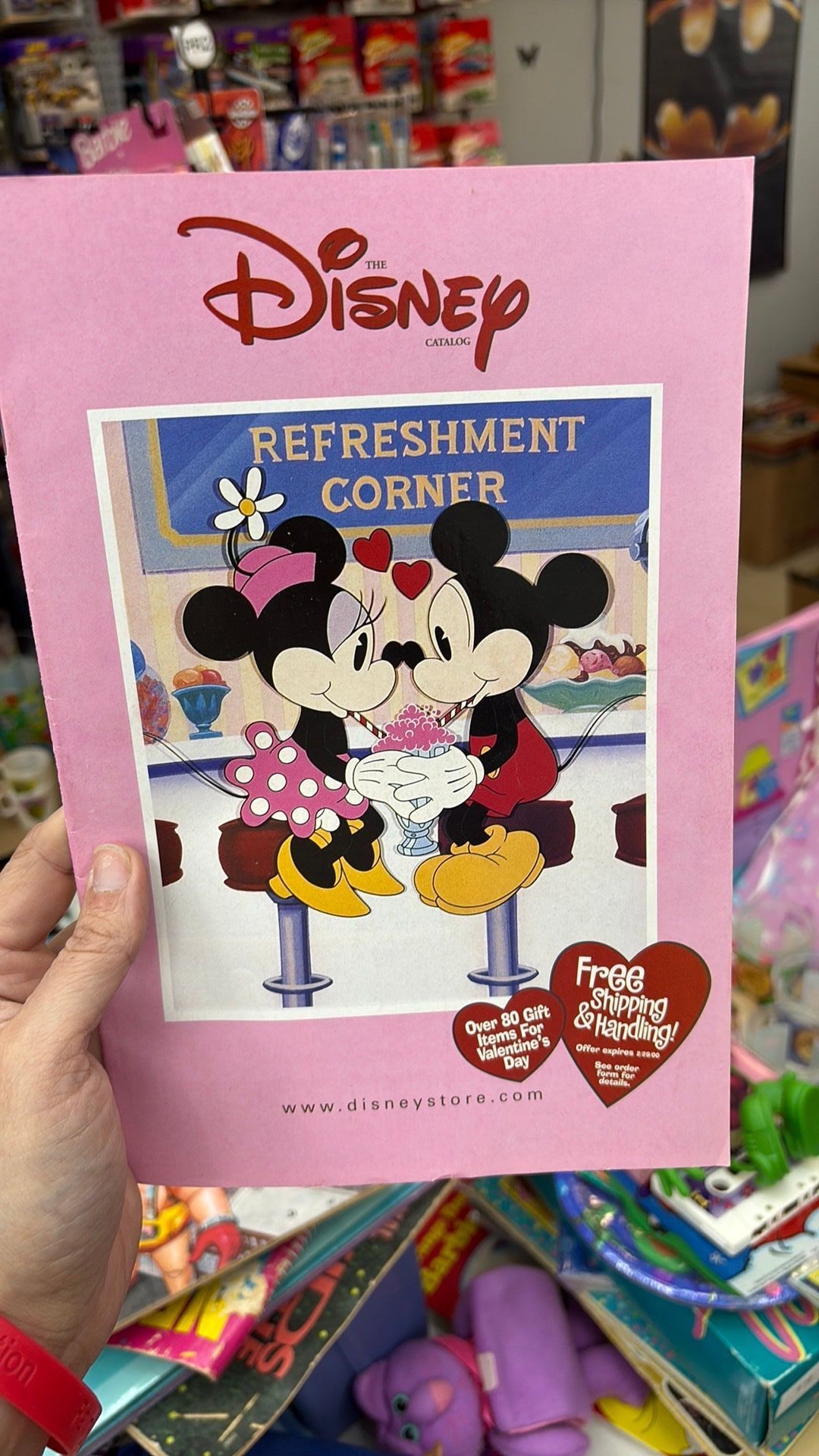 B3- 1999 Valentines Day Disney Catalog Mickey Minnie Kiss Mouse Toy Story 2 Vintage
