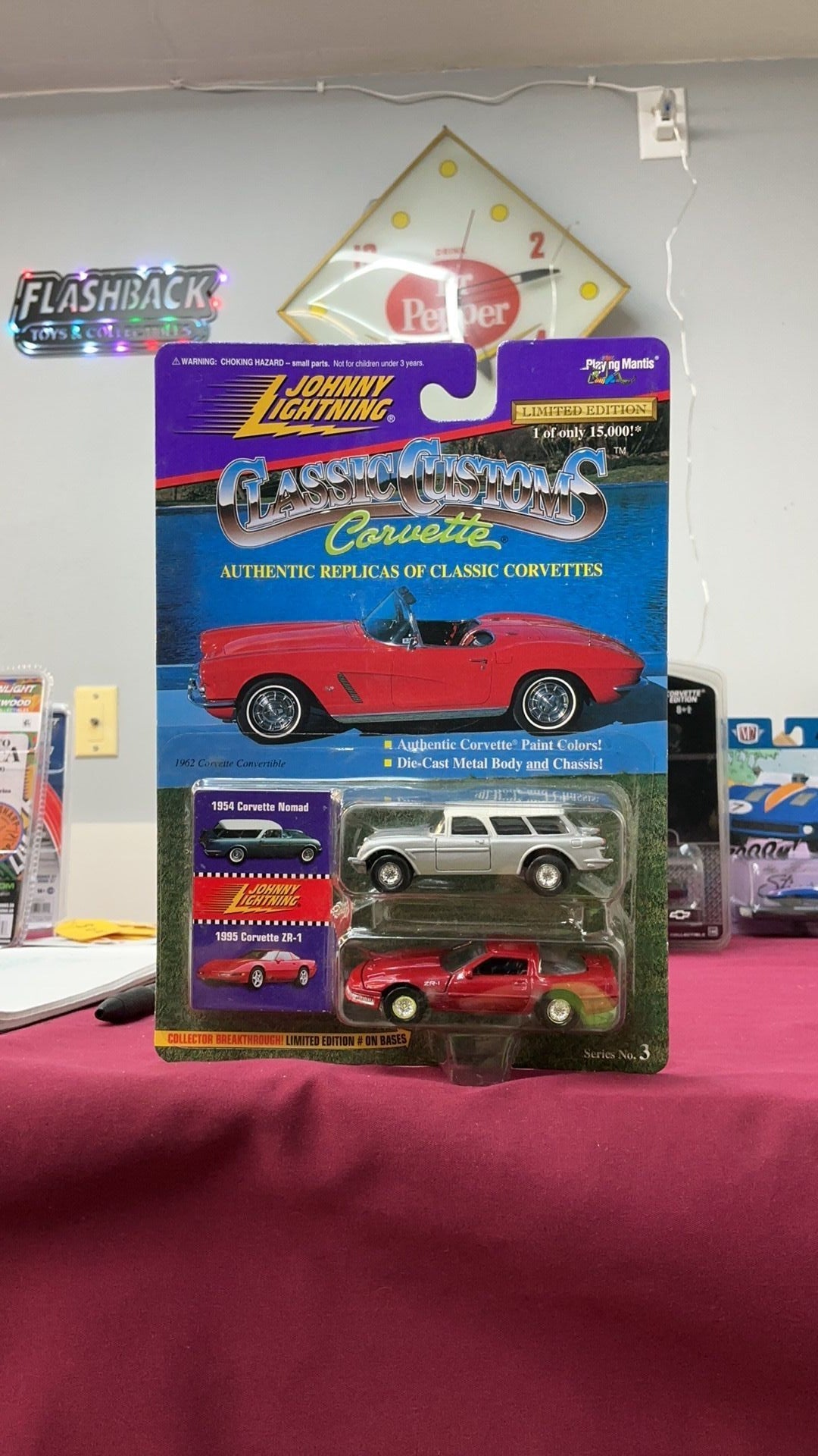 PW-1. Johnny Lightning - Classic Customs Corvette - 1954 Nomad and 1995 ZR-1